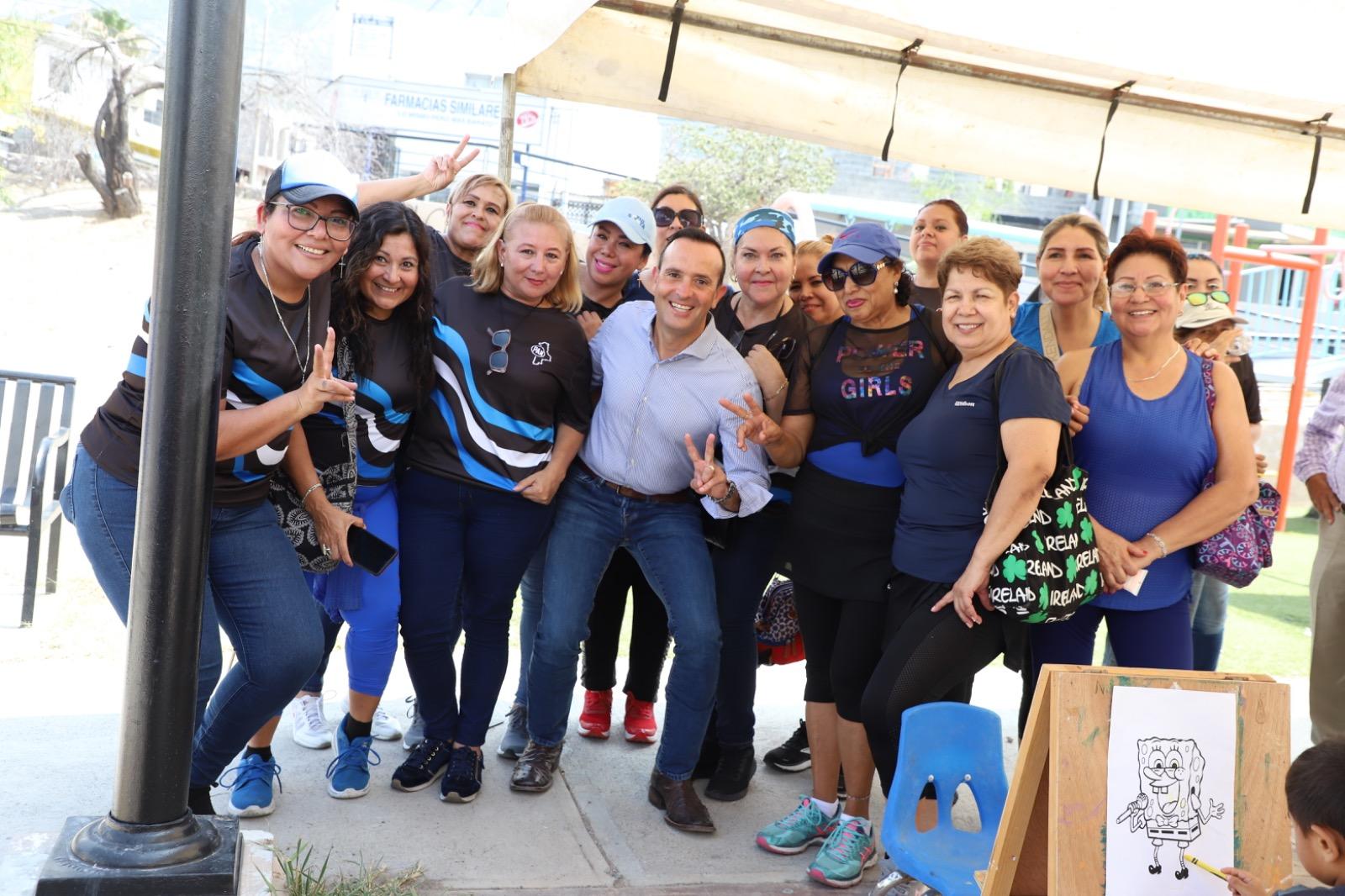 REALIZAN DIPUTADOS DEL PAN 