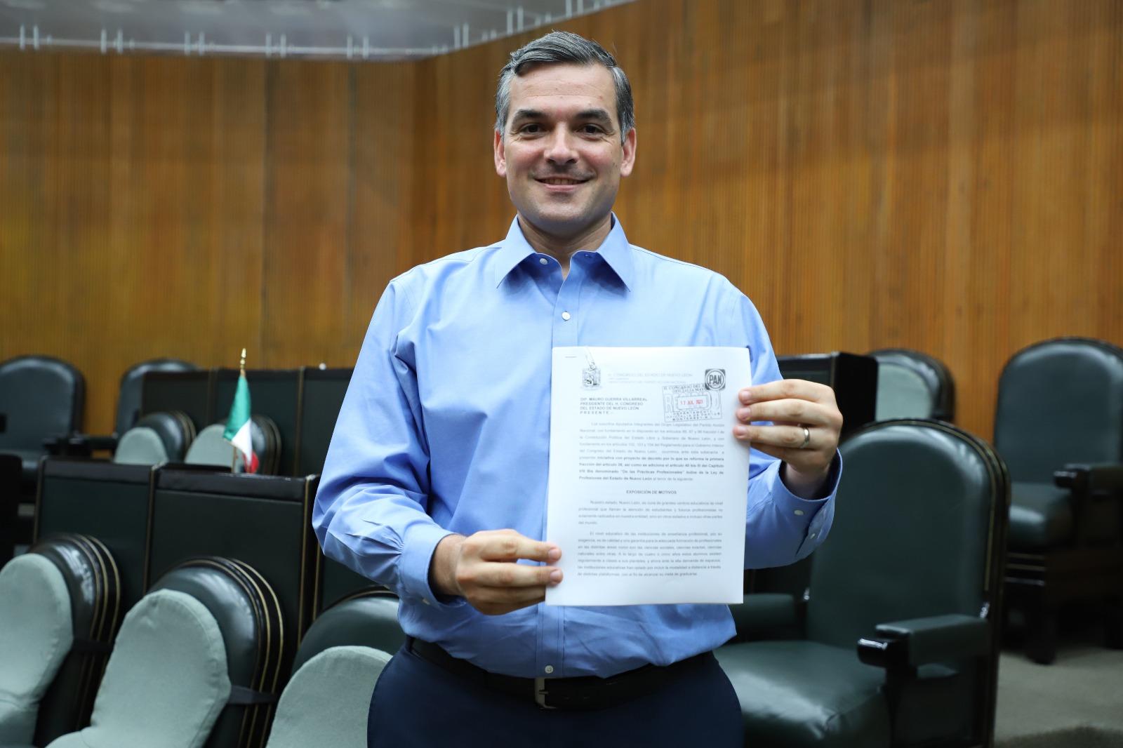 ESTUDIANTES DEBERÍAN PODER PRESTAR SU SERVICIO SOCIAL EN CUALQUIER ESTADO