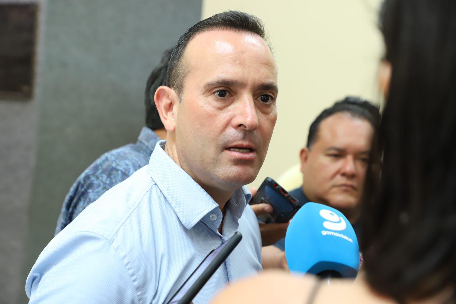 PARA QUE HAYA DIÁLOGO, DEBE DETENERSE PERSECUCIÓN POLÍTICA.- CARLOS DE LA FUENTE.