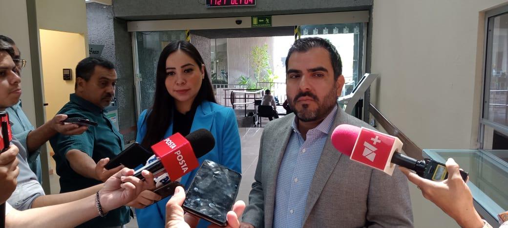 PIDE ACCIÓN NACIONAL SEMÁFOROS PEATONALES AUDITIVOS POR LEY