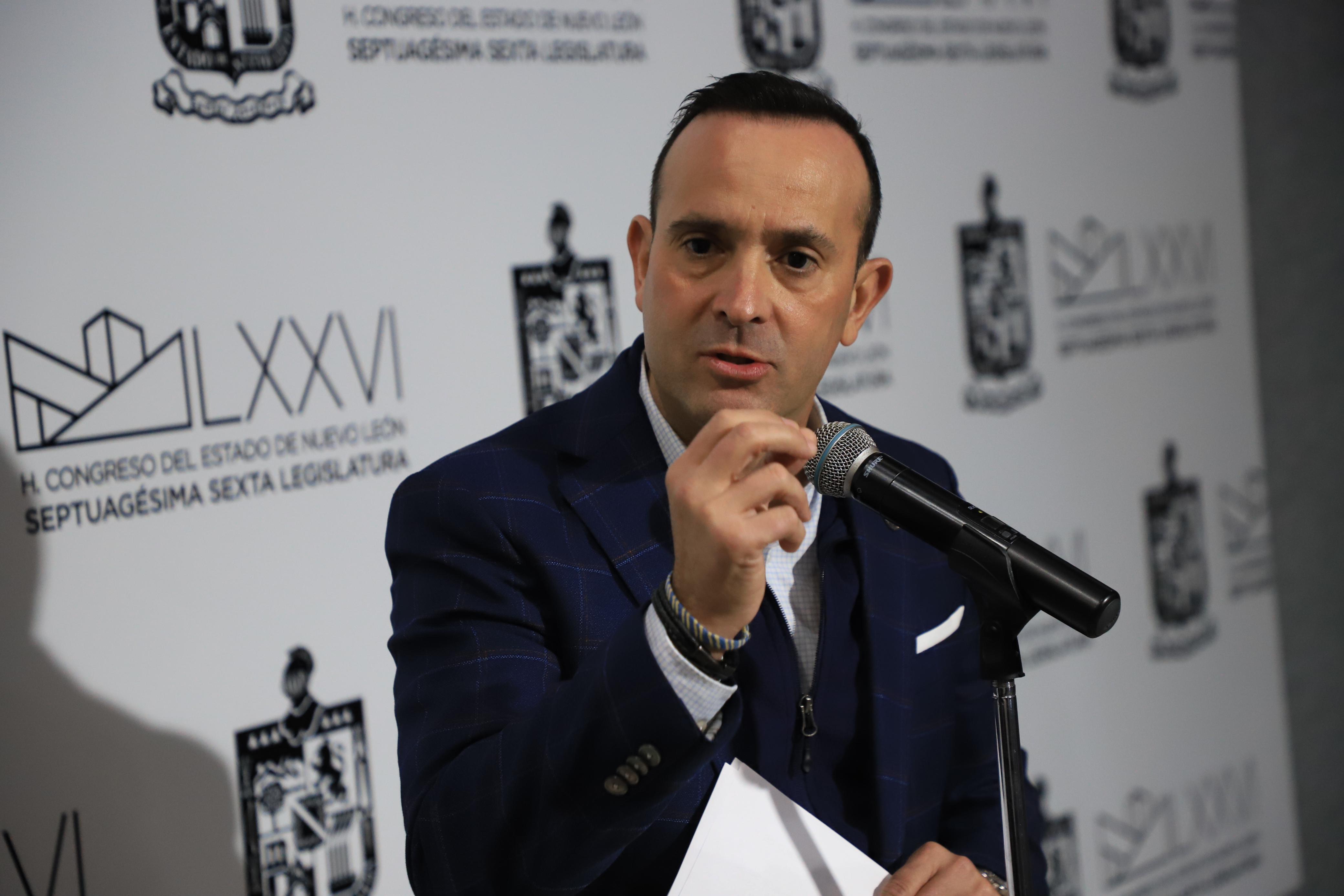 MOVIMIENTO CIUDADANO MIENTE.-  CARLOS DE LA FUENTE.