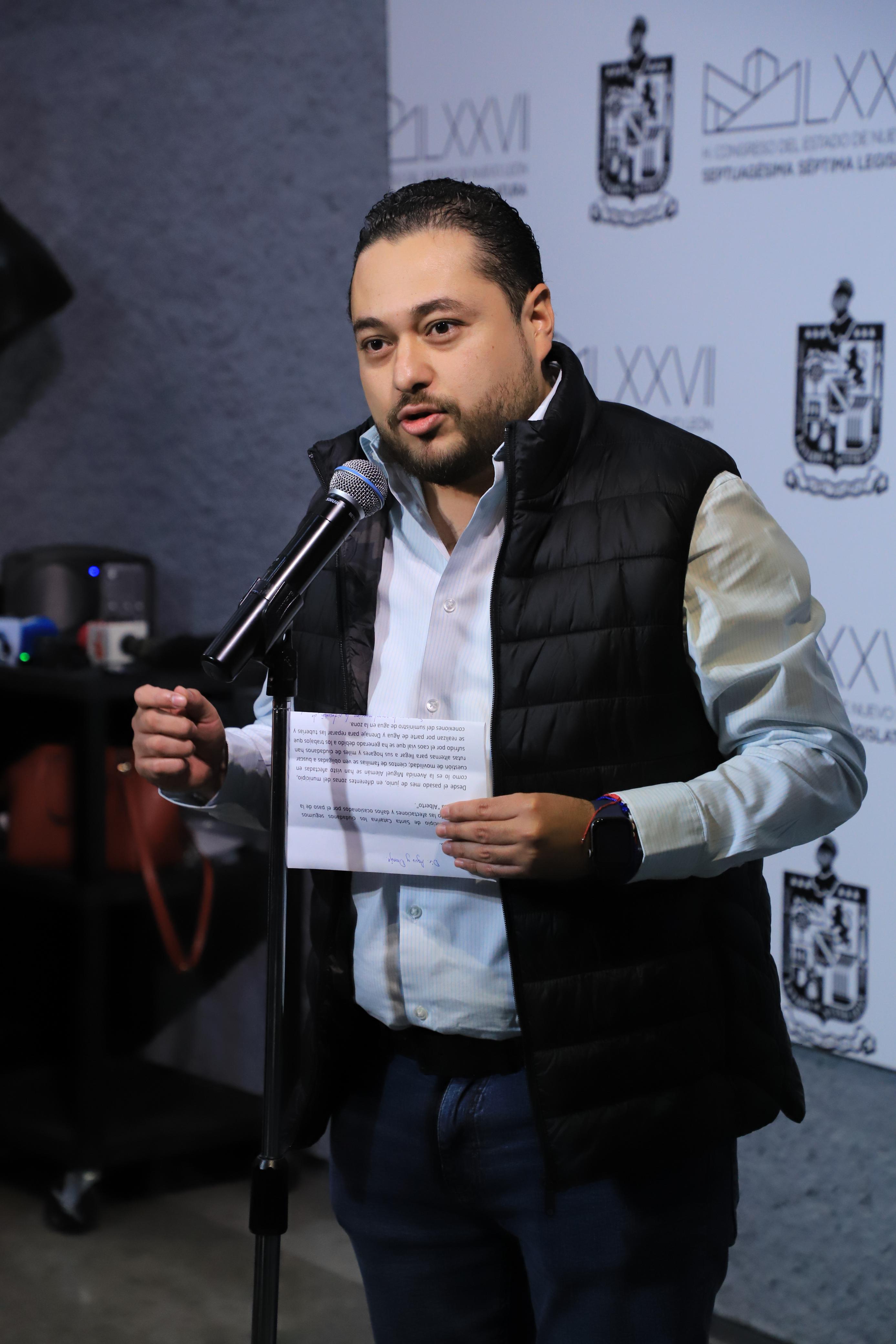 PIDE MIGUEL LECHUGA INFORMACIÓN SOBRE OBRA HIDRÁULICA EN SANTA CATARINA 