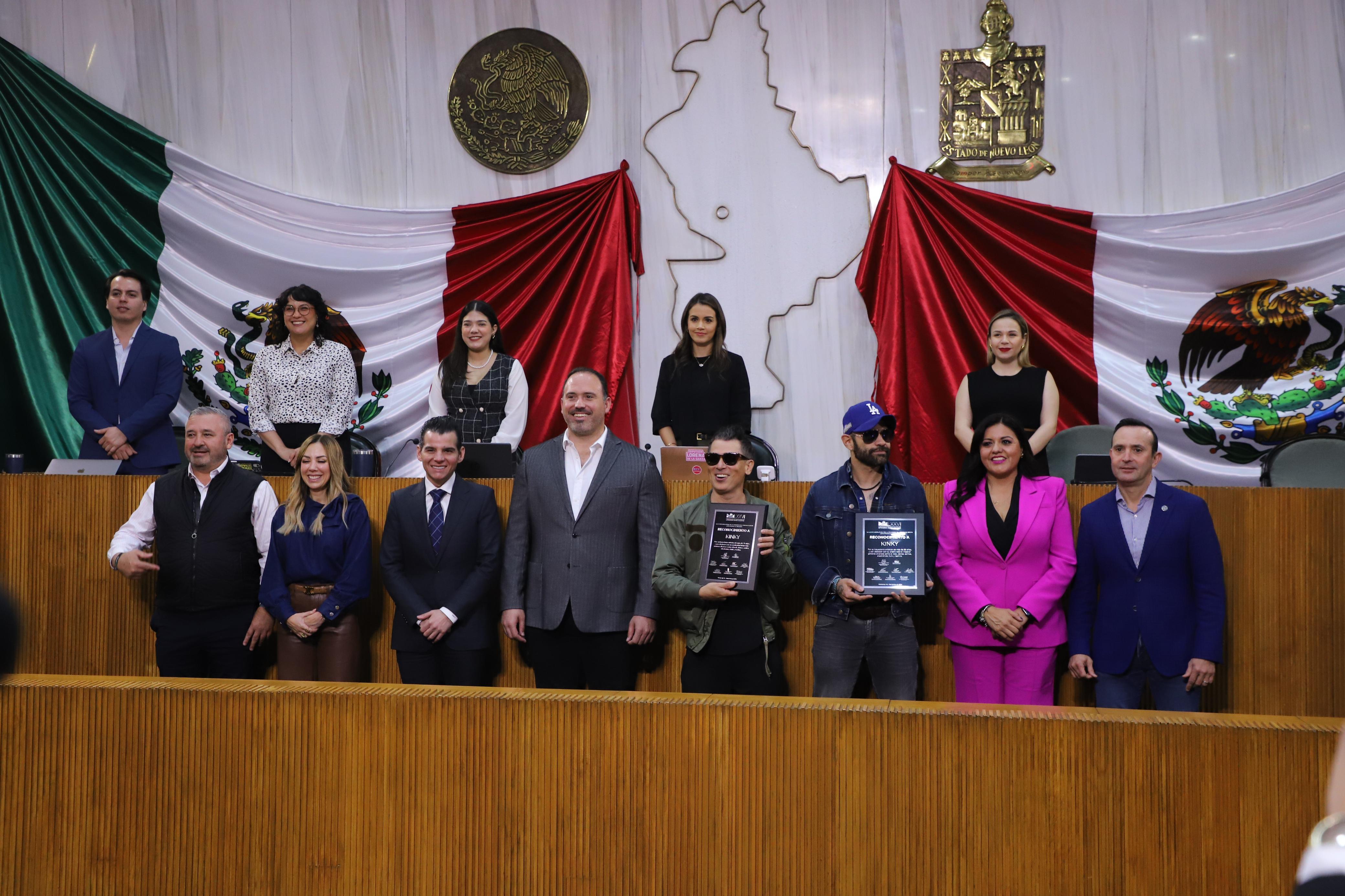 RECONOCE CONGRESO DEL ESTADO TRAYECTORIA DE LA BANDA KINKY