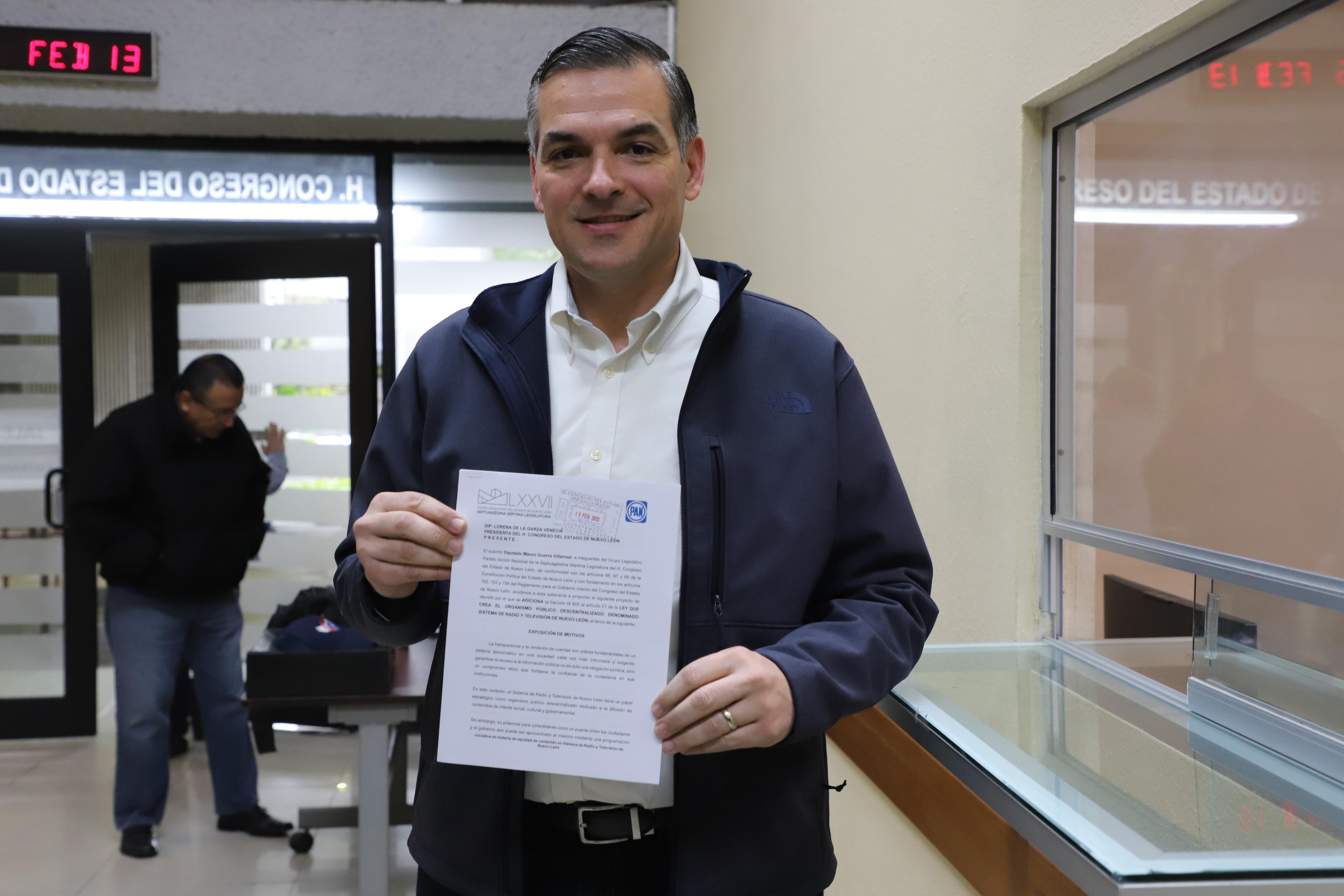 PROPONE MAURO GUERRA INSTALACIÓN OBLIGATORIO DE  BANDERA NACIONAL EN EDIFICIOS PÚBLICOS