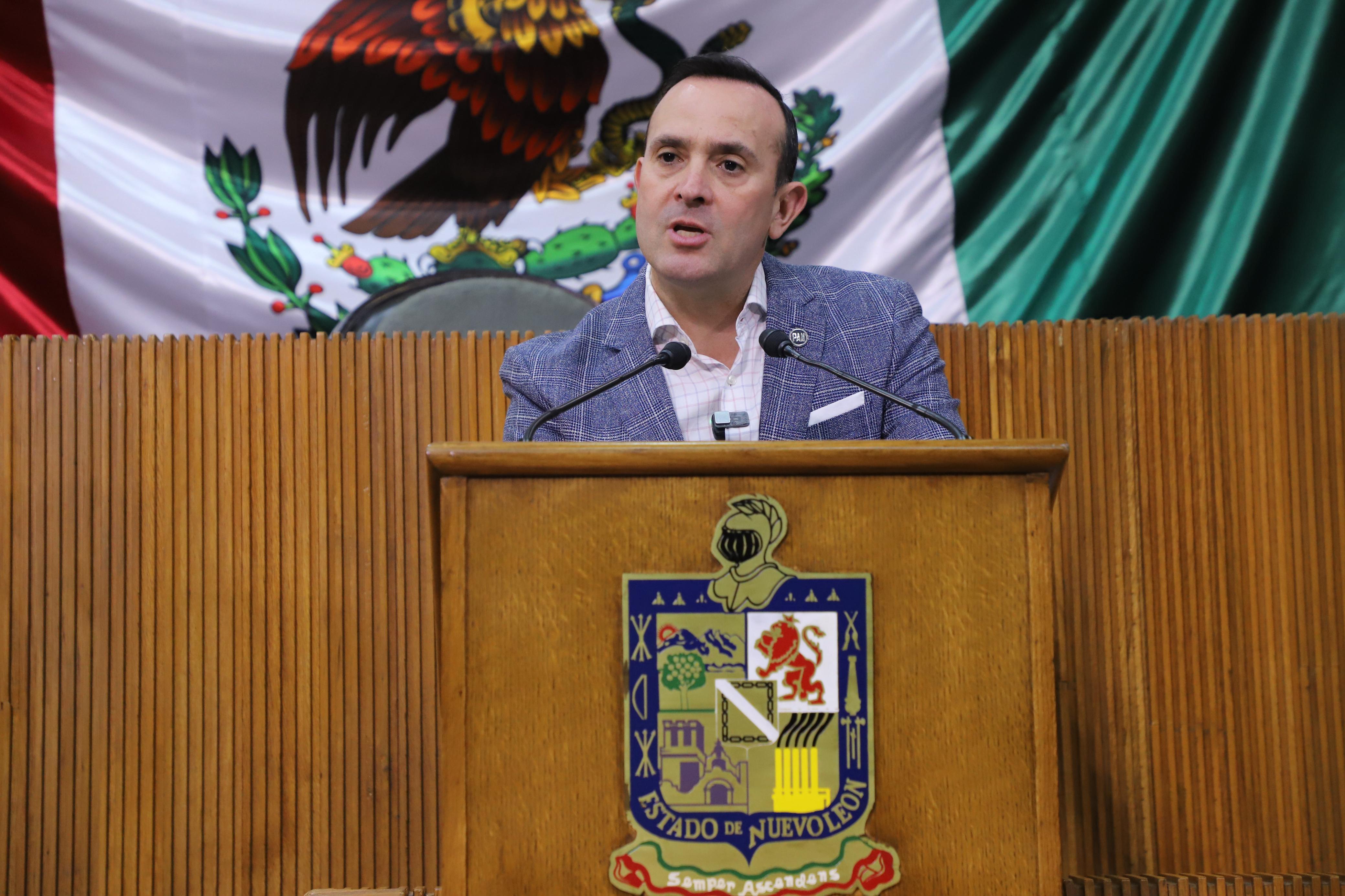 PIDE CARLOS DE LA FUENTE QUE MUNICIPIOS REPAREN DRENAJE COLAPSADO 