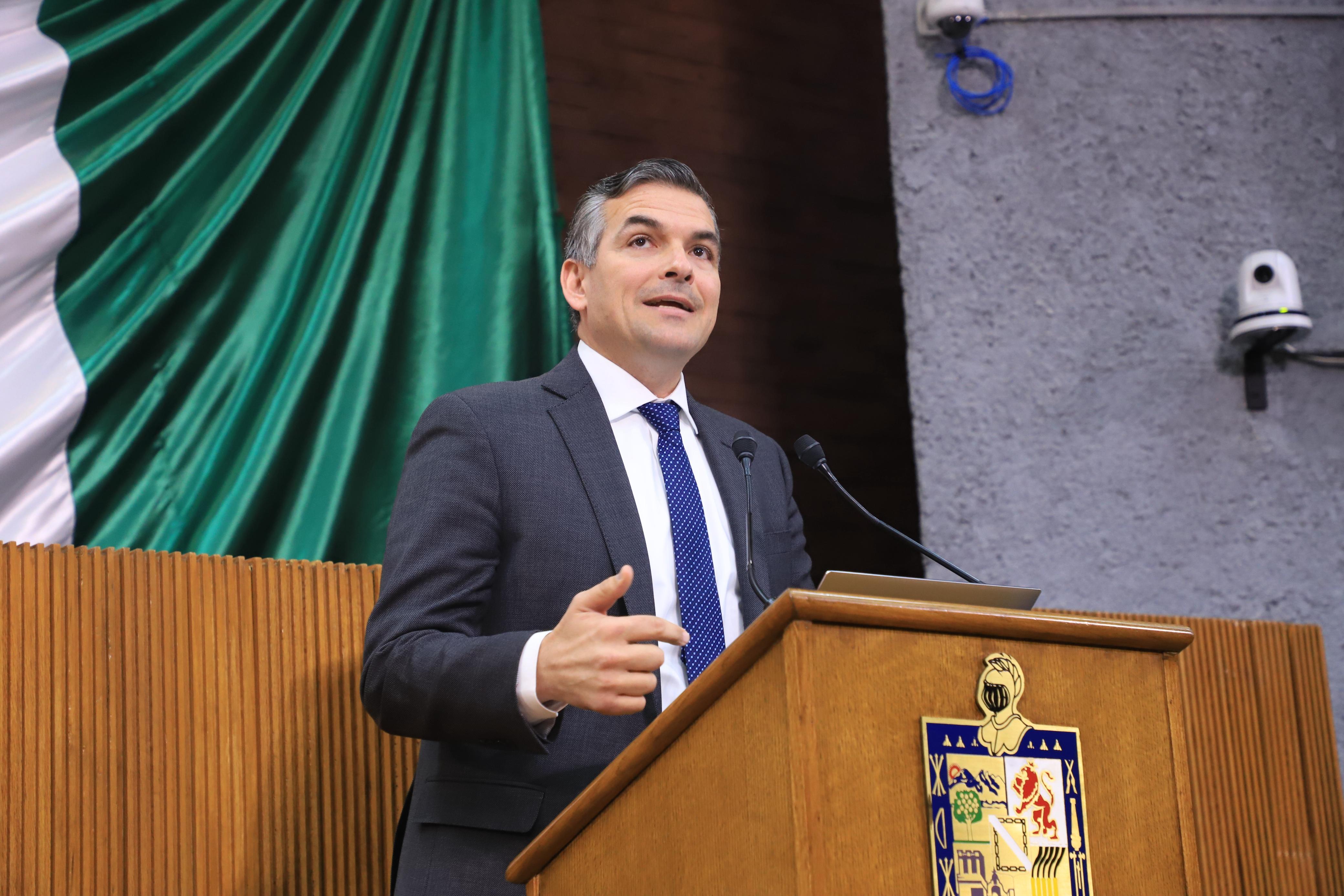 SE REQUIERE DE MECANISMOS PARA PREVENIR  VIOLENCIA ESCOLAR: MAURO GUERRA