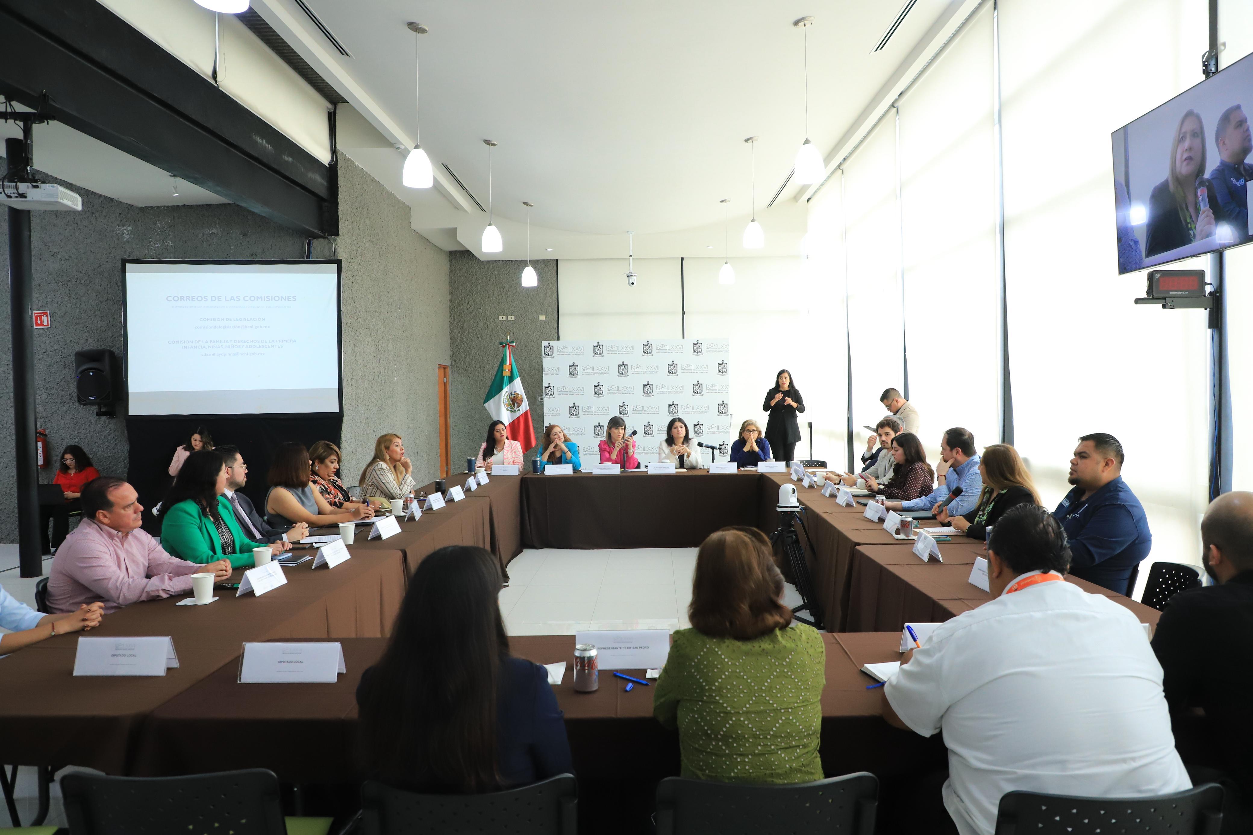 REALIZA CONGRESO MESA DE TRABAJO DE OBLIGACIONES ALIMENTARIAS