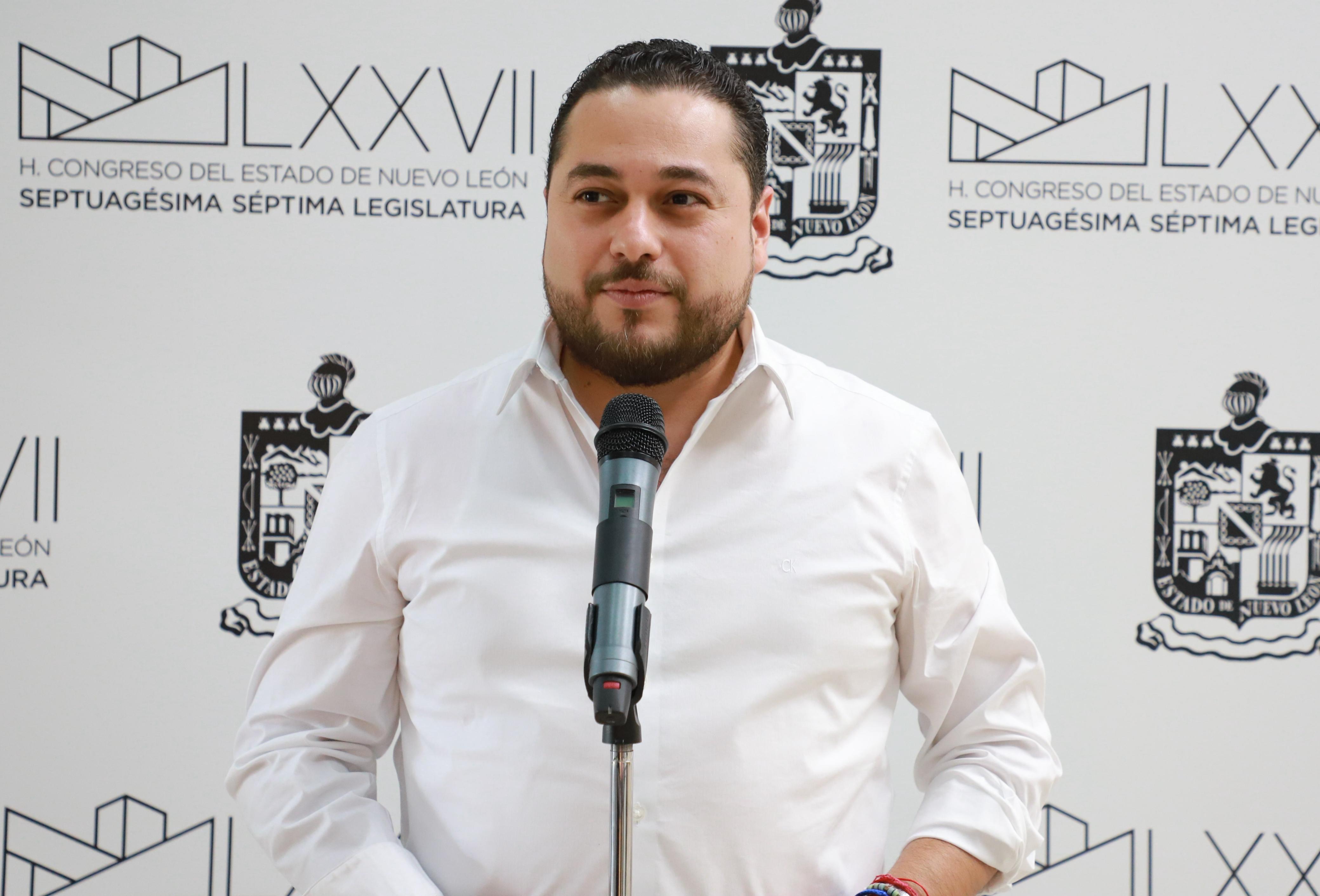 URGE MIGUEL LECHUGA EN PROTOCOLO DE PRIMEROS AUXILIOS PSICOLÓGICOS