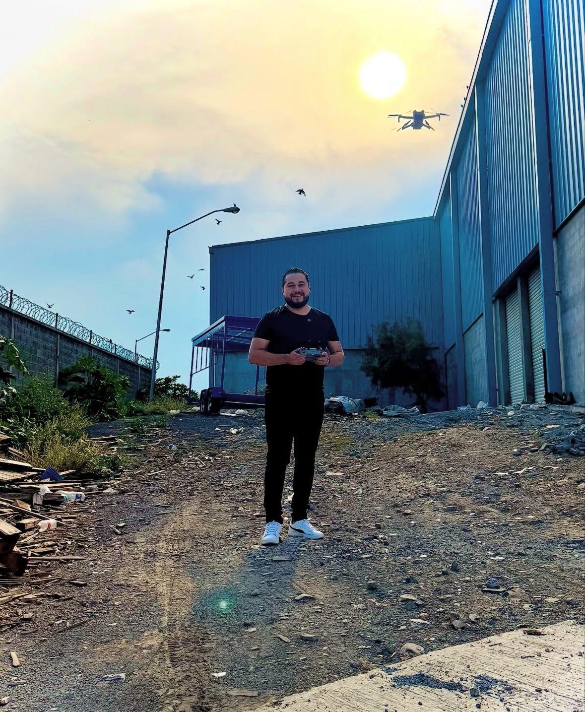 EXHIBE NUEVAMENTE MIGUEL LECHUGA AL ALCALDE DE SANTA CATARINA