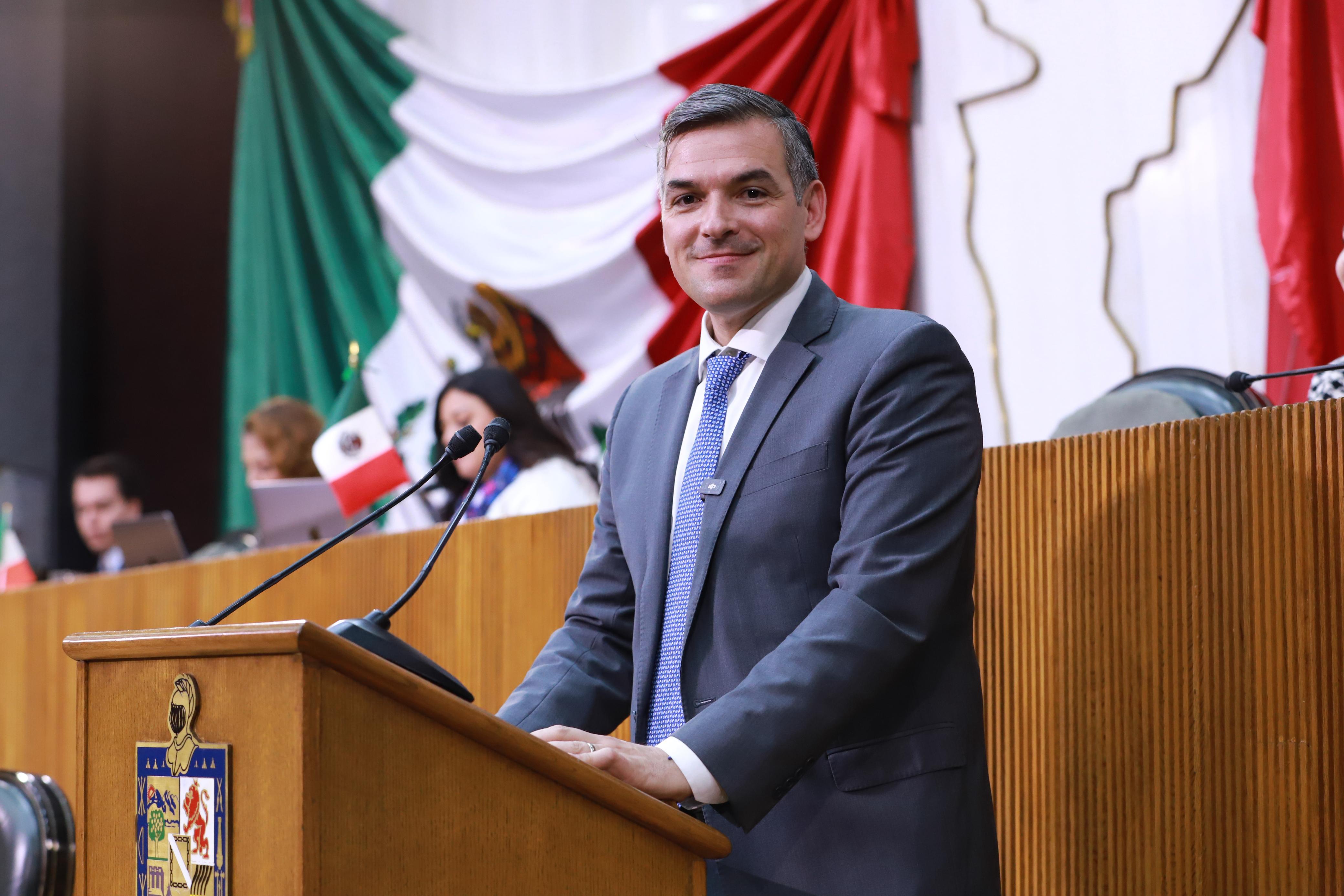 PROPONE MAURO GUERRA SE INTENSIFIQUE VIGILANCIA DEL MANEJO DE RESIDUOS INDUSTRIALES