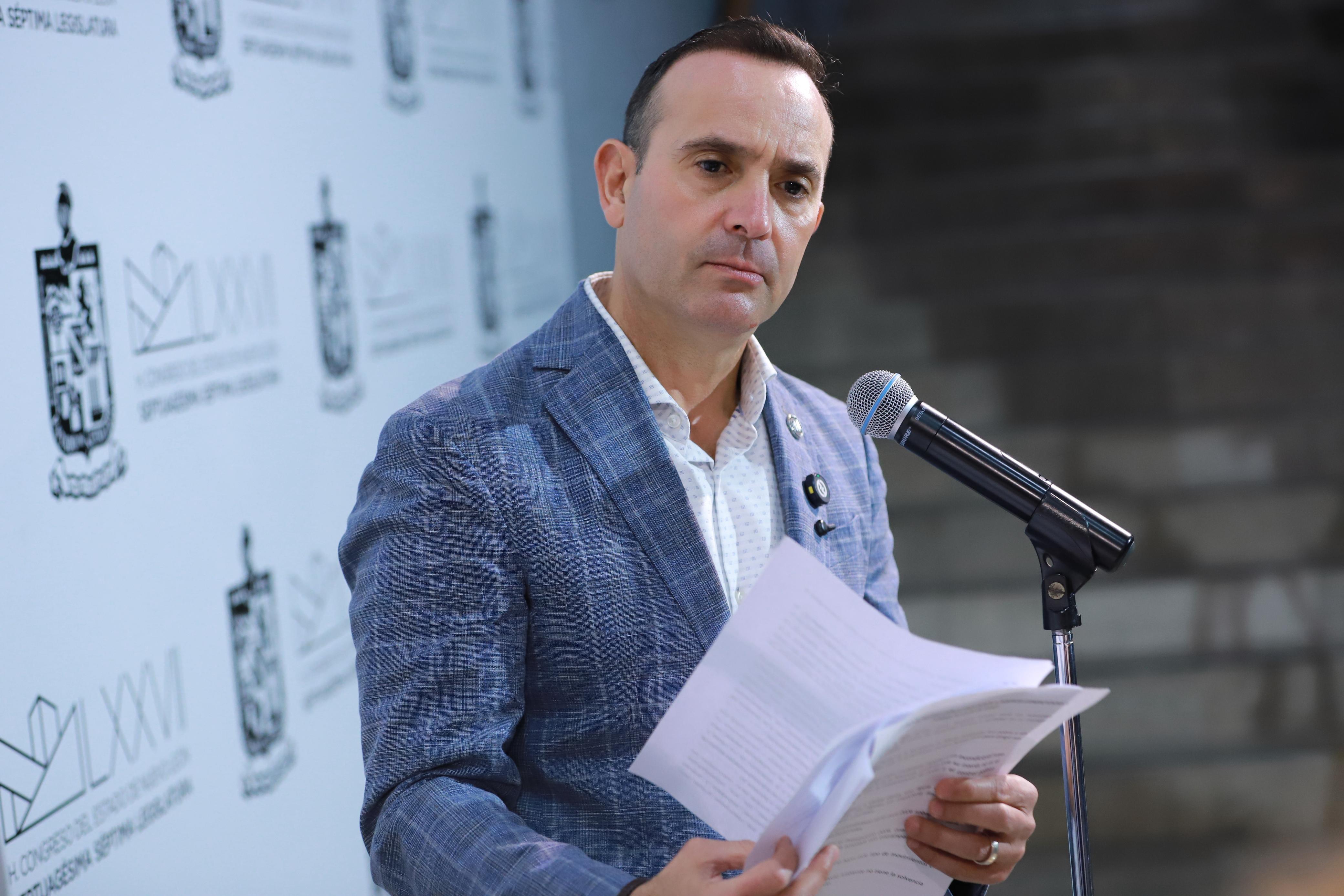 REFUERZA CARLOS DE LA FUENTE PROTECCIÓN DEL MEDIO AMBIENTE