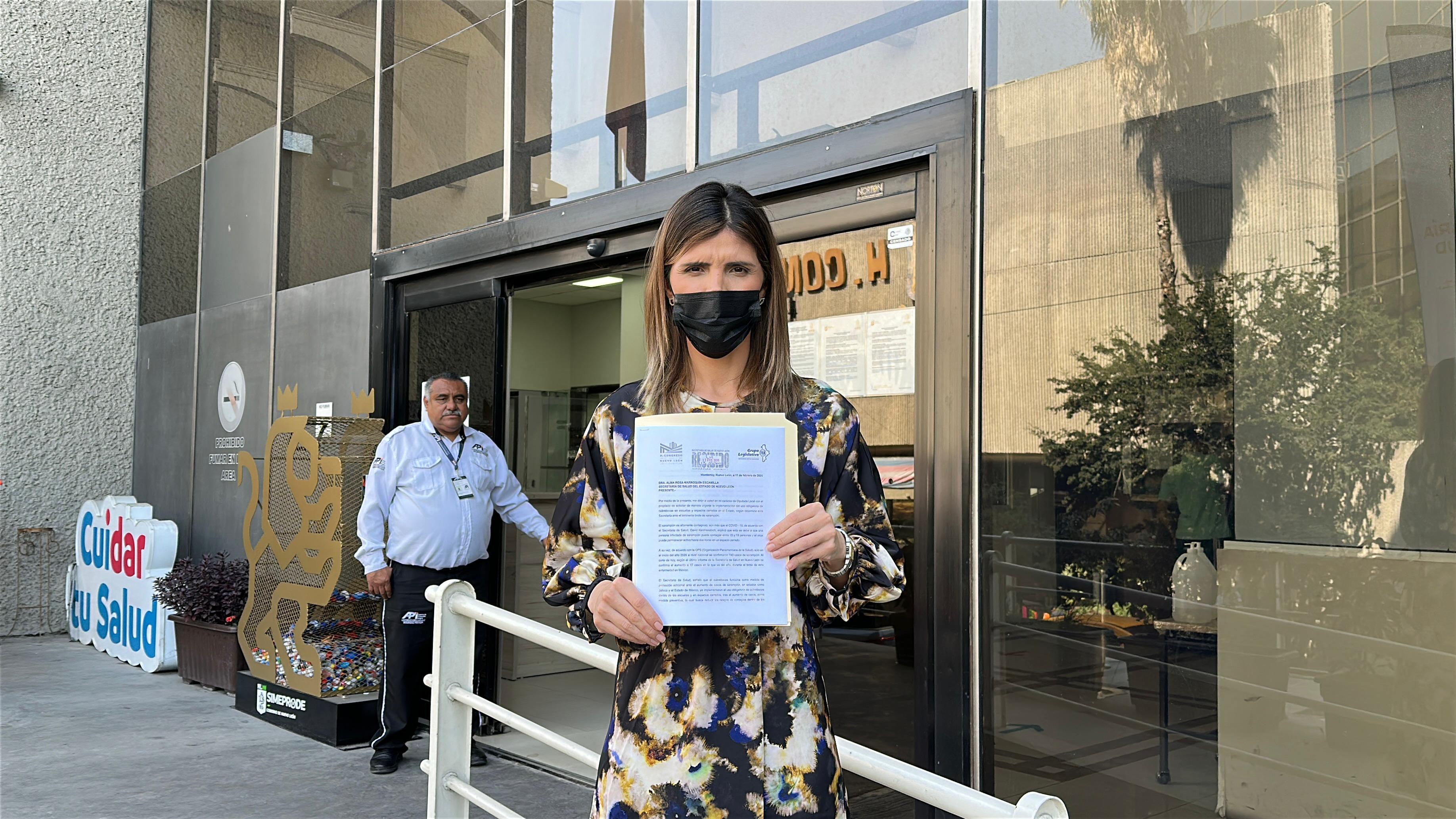 URGE CLAUDIA CABALLERO A USO DE CUBRE BOCAS POR SARAMPIÓN