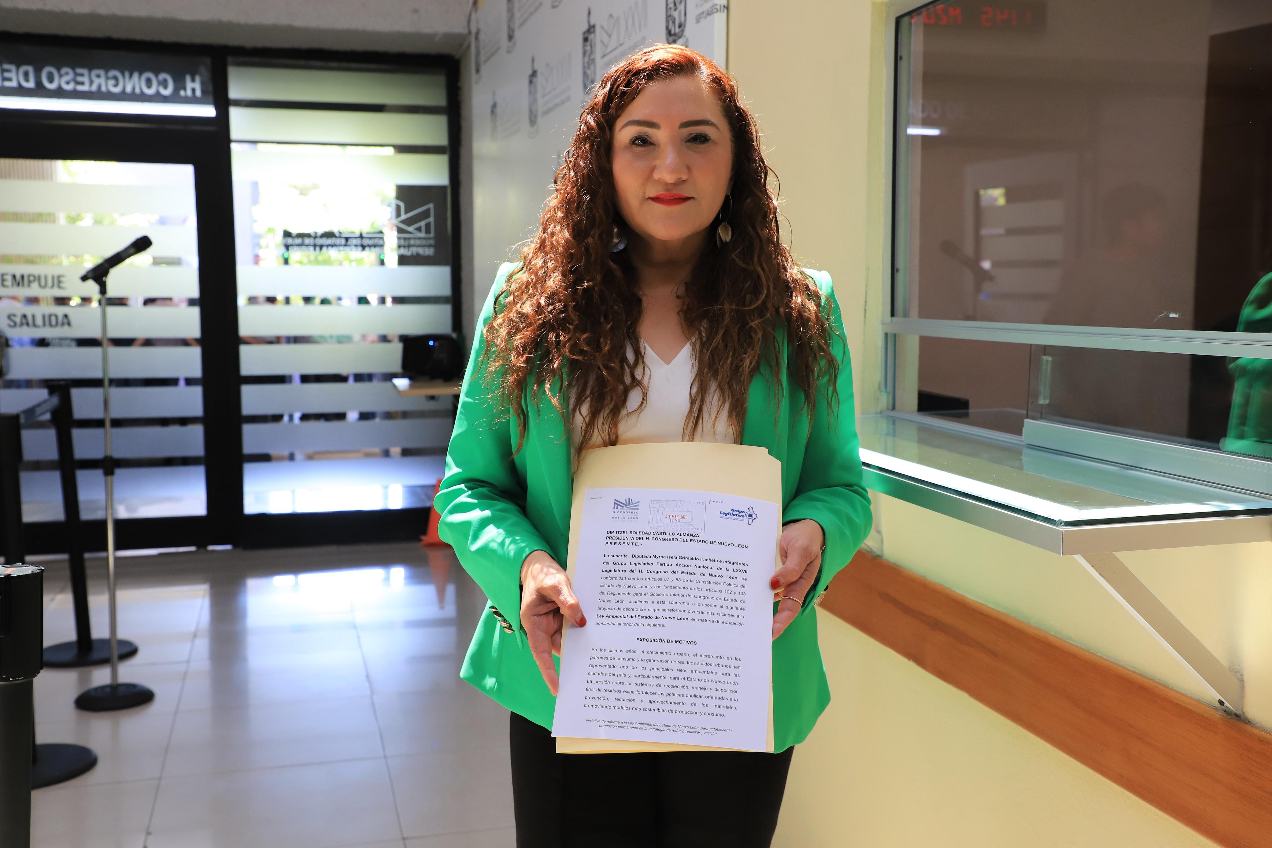 BUSCA MYRNA GRIMALDO HACER OBLIGATORIO CAMPAÑAS DE RECICLAJE 