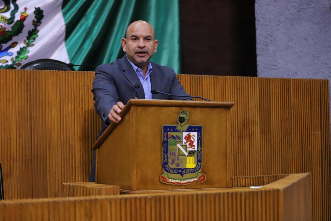 PIDE JOSÉ LUIS SANTOS REPARACIÓN DE CARRETERAS ESTATALES