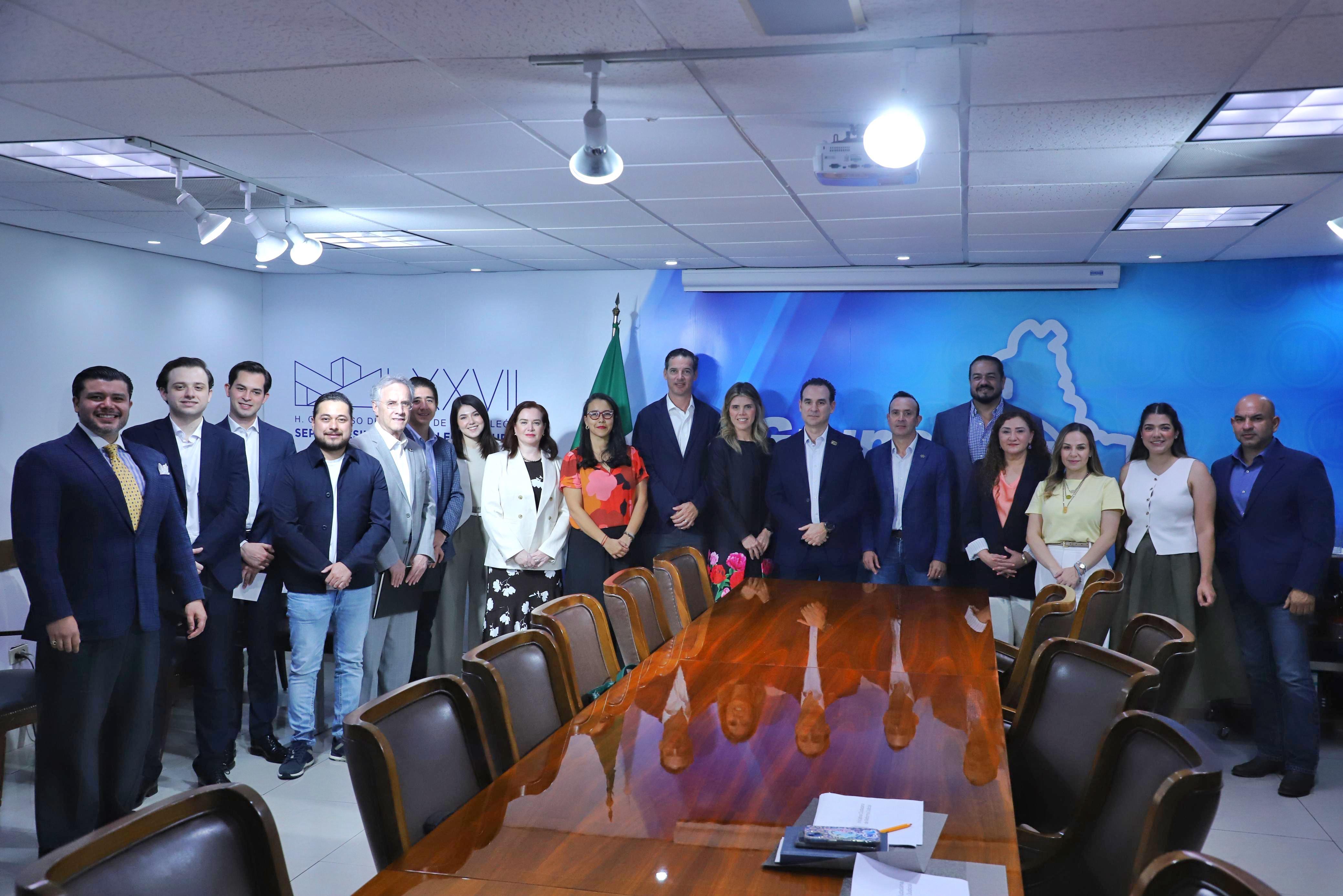 IMPULSAN PAN Y ORGANISMOS EMPRESARIALES REFORMA JUDICIAL DEMOCRÁTICA 