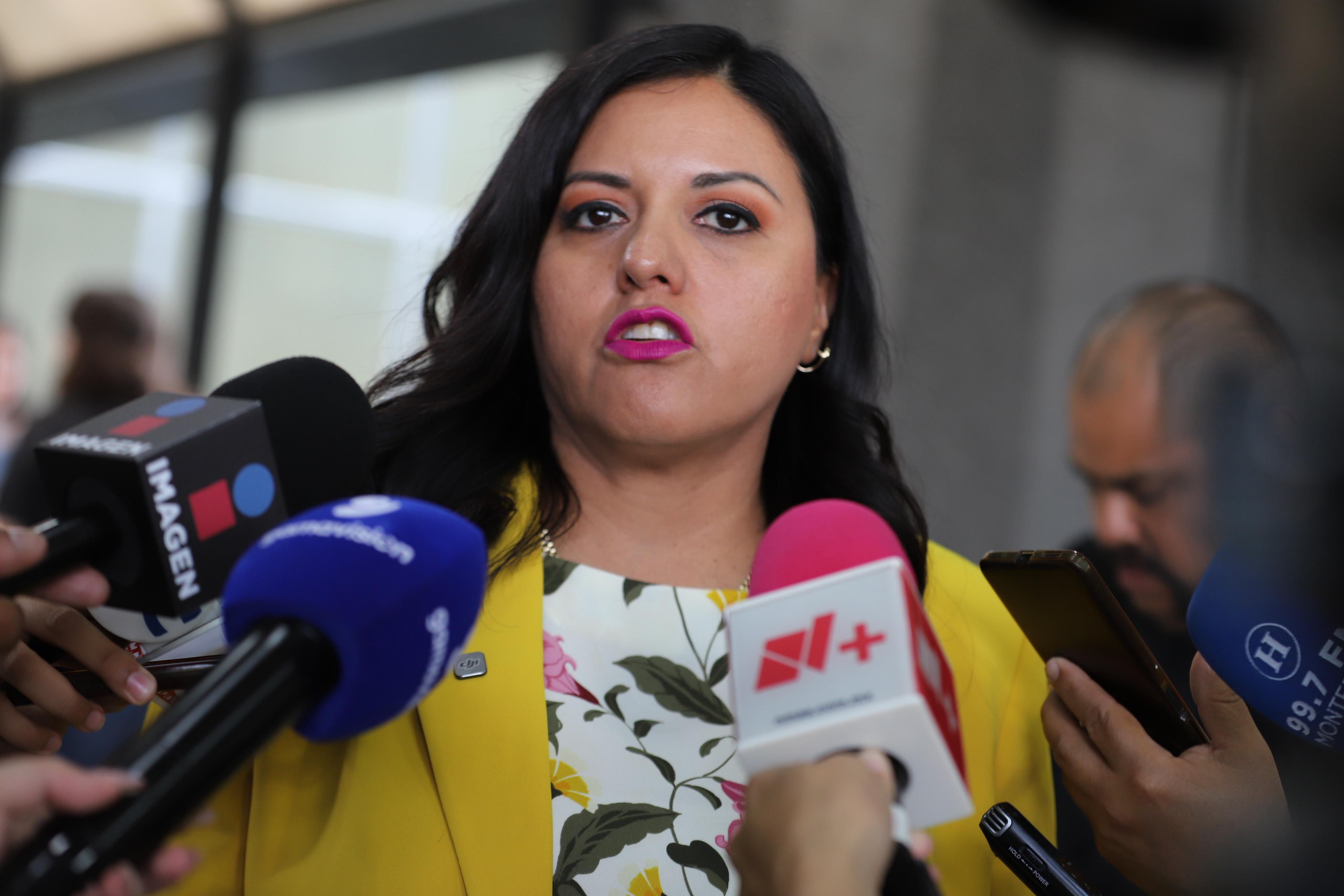 CELEBRA ITZEL CASTILLO RANGO CONSTITUCIONAL DE LACTANCIA MATERNA