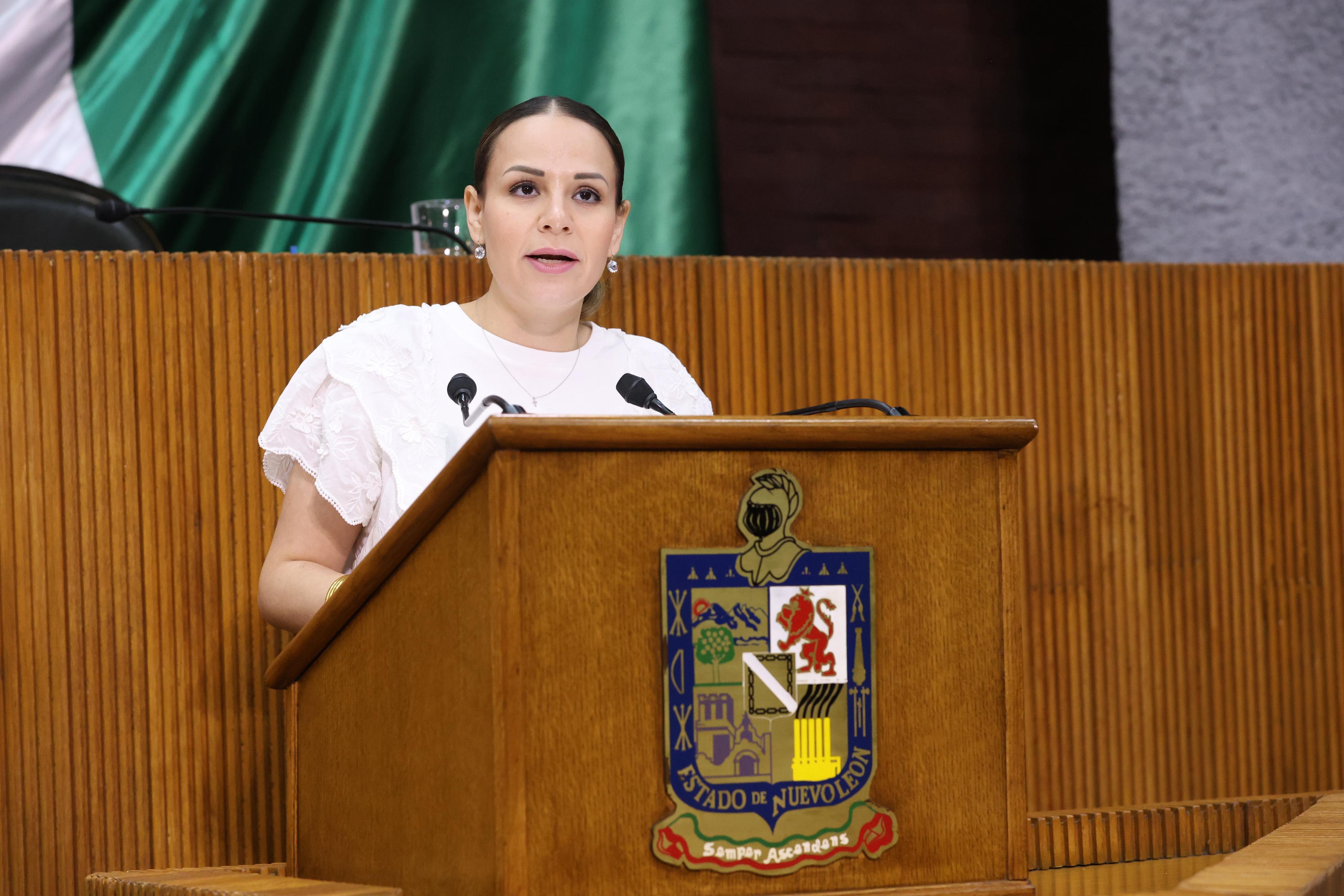 PIDE CONGRESO A AYD ATENDER DESABASTO EN  CADEREYTA Y MONTEMORELOS