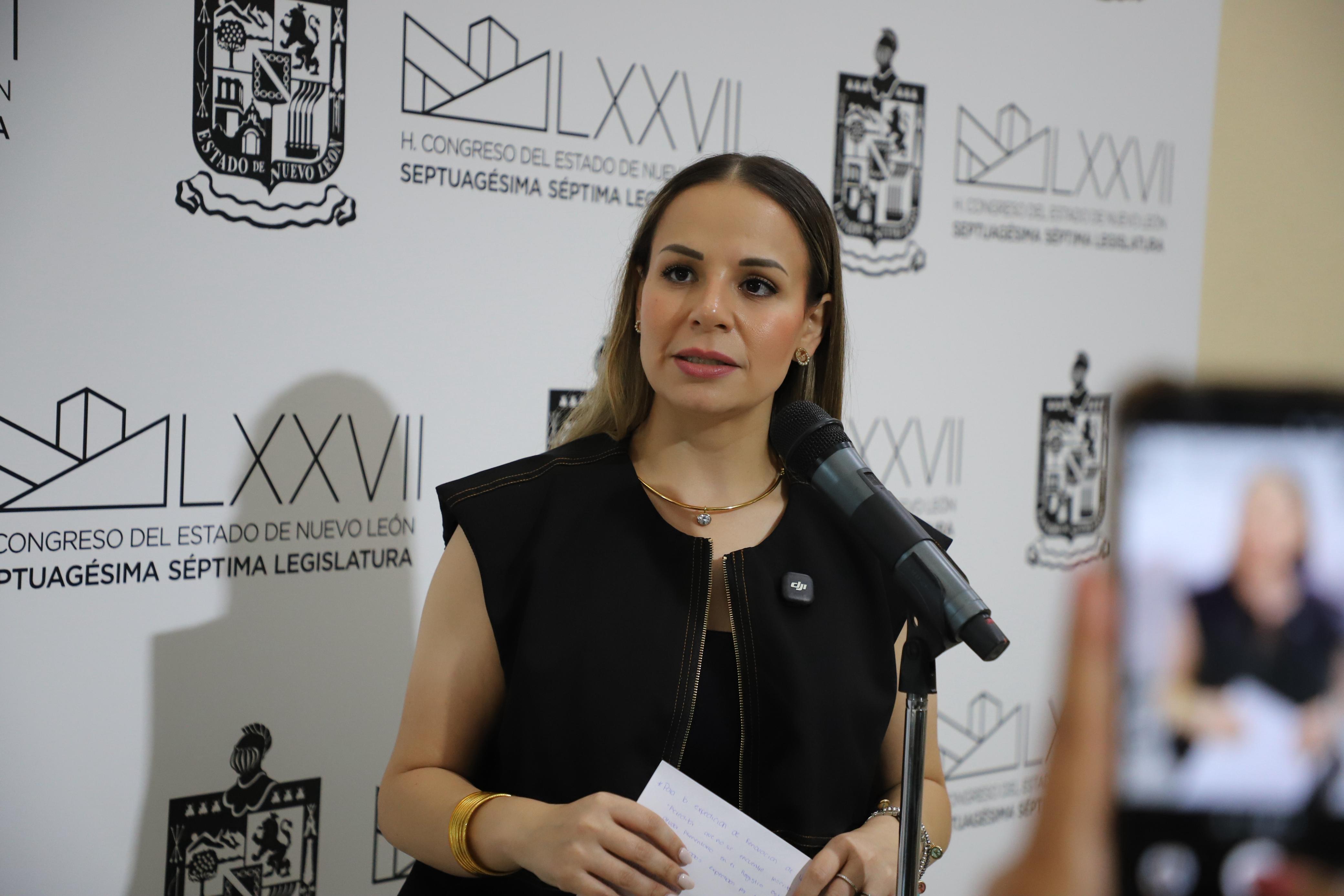 APRUEBAN EN COMISIONES DESCUENTO PARA PAGO DE REFRENDO PARA ADULTOS MAYORES