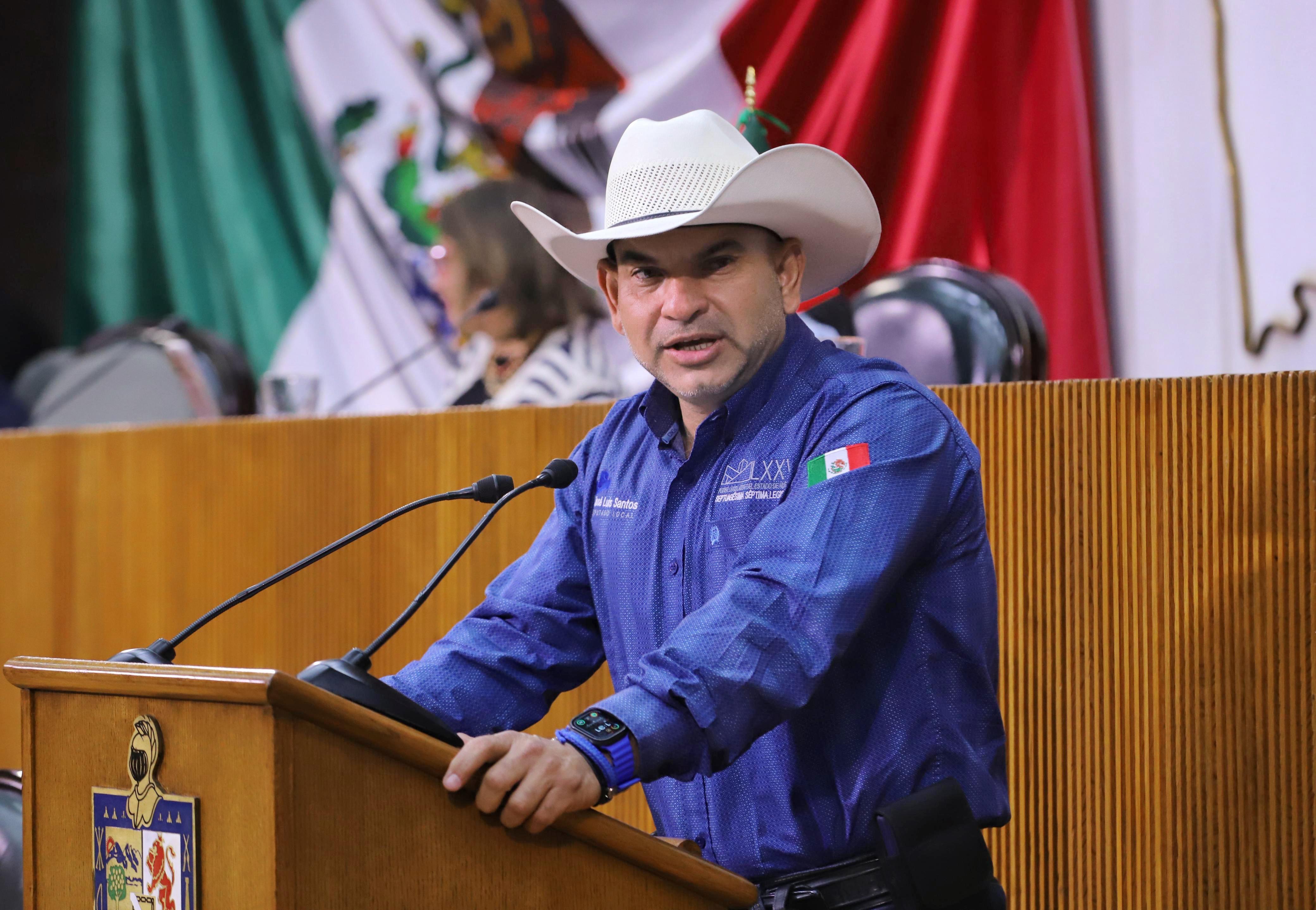 LOGRA JOSÉ LUIS SANTOS INCENTIVOS EN REFRENDO Y LICENCIAS PARA GRUPOS  VULNERABLES