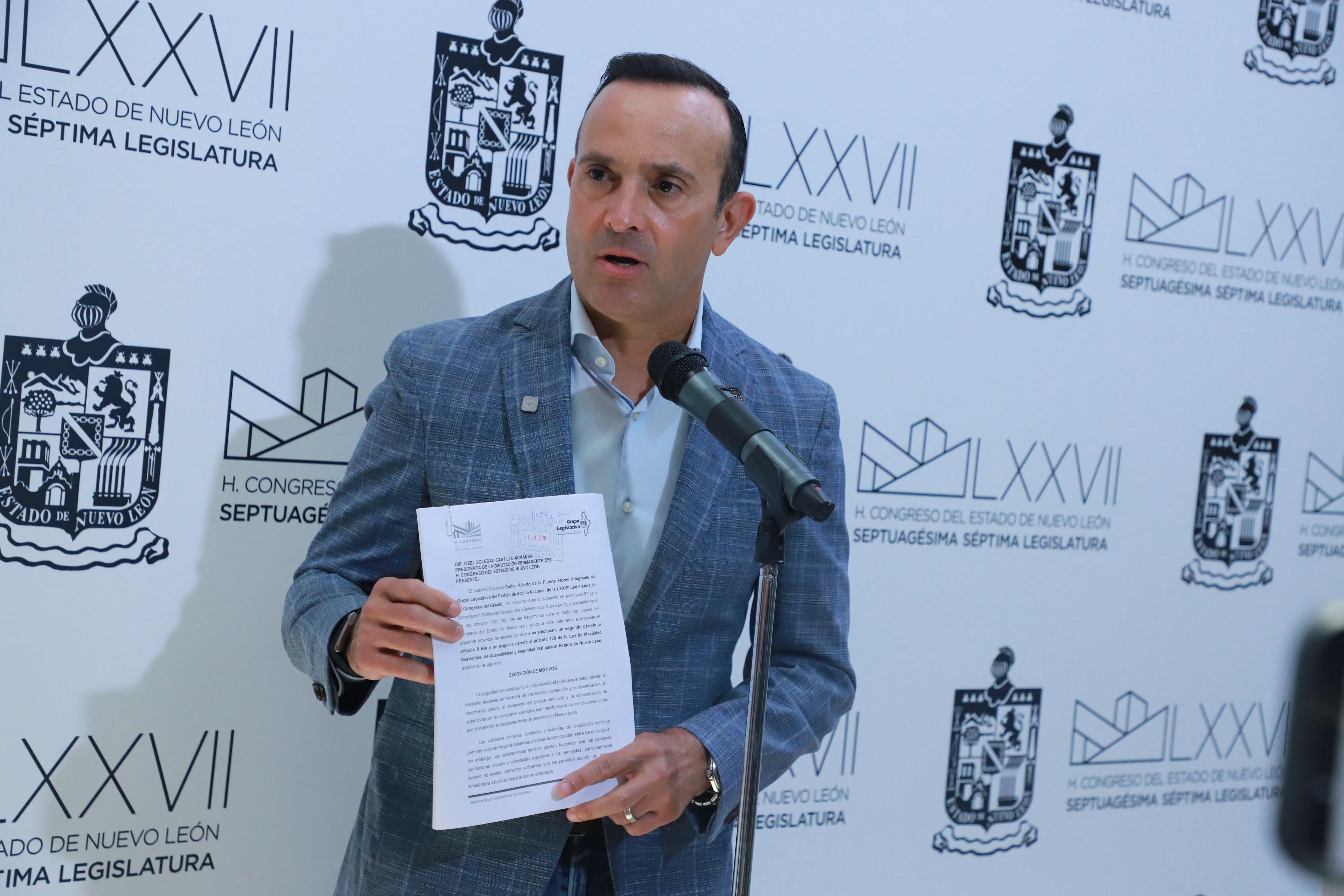BUSCA CARLOS DE LA FUENTE PREVENIR ACCIDENTES CON SEÑALIZACIÓN INTELIGENTE