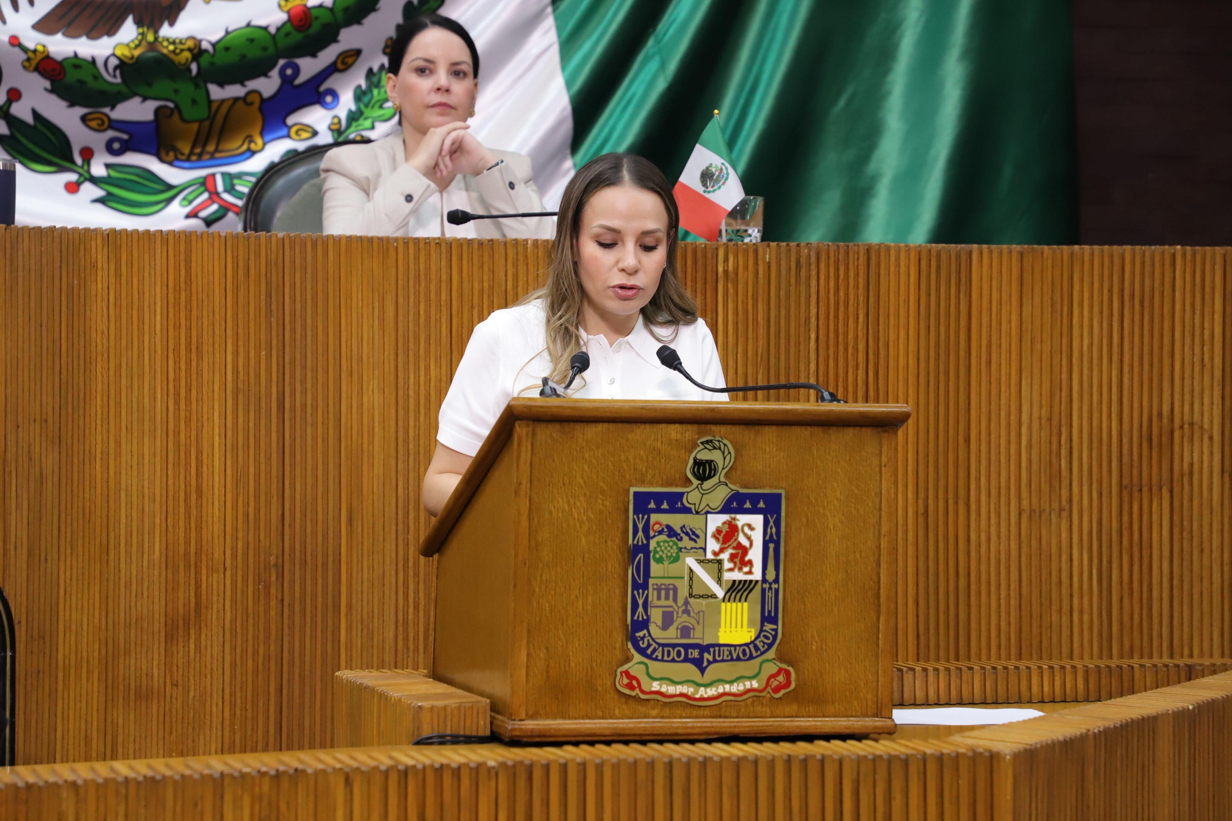 PIDE CONGRESO AUDITAR A IMA POR CONTRATOS DE ARRENDAMIENTO DE CAMIONES