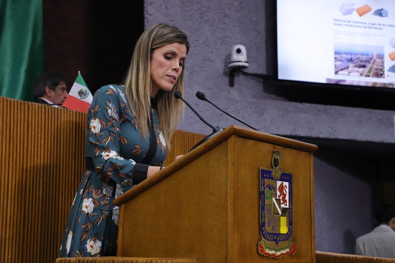 EXIGE CONGRESO CAUSA DE MALOS OLORES QUE EXPIDE REFINERÍA DE PEMEX