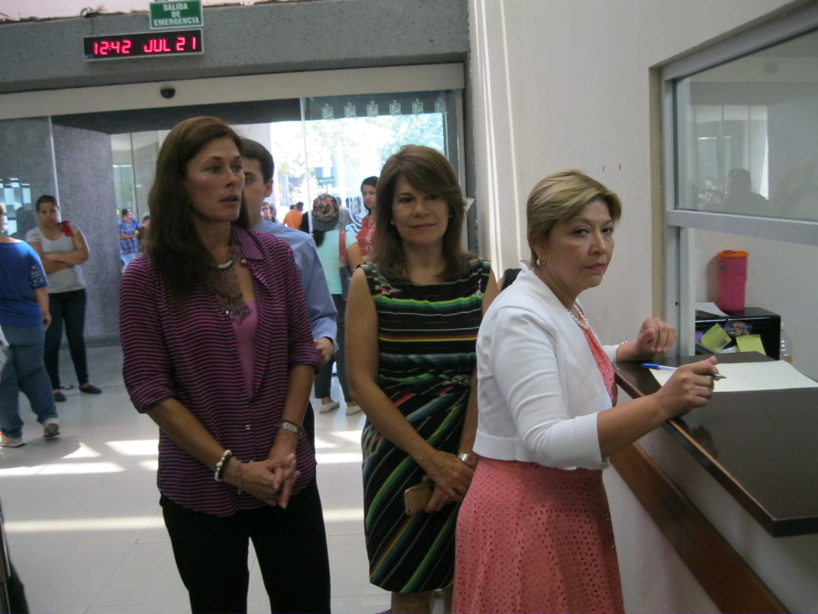  Exigen Diputadas del PAN culmine remodelación  del Hospital Metropolitano