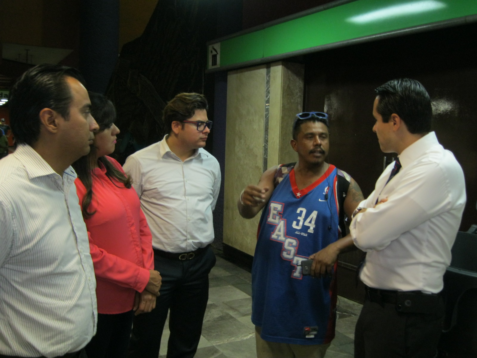 Diputados del PAN piden explicación del descarrilamiento del Metro