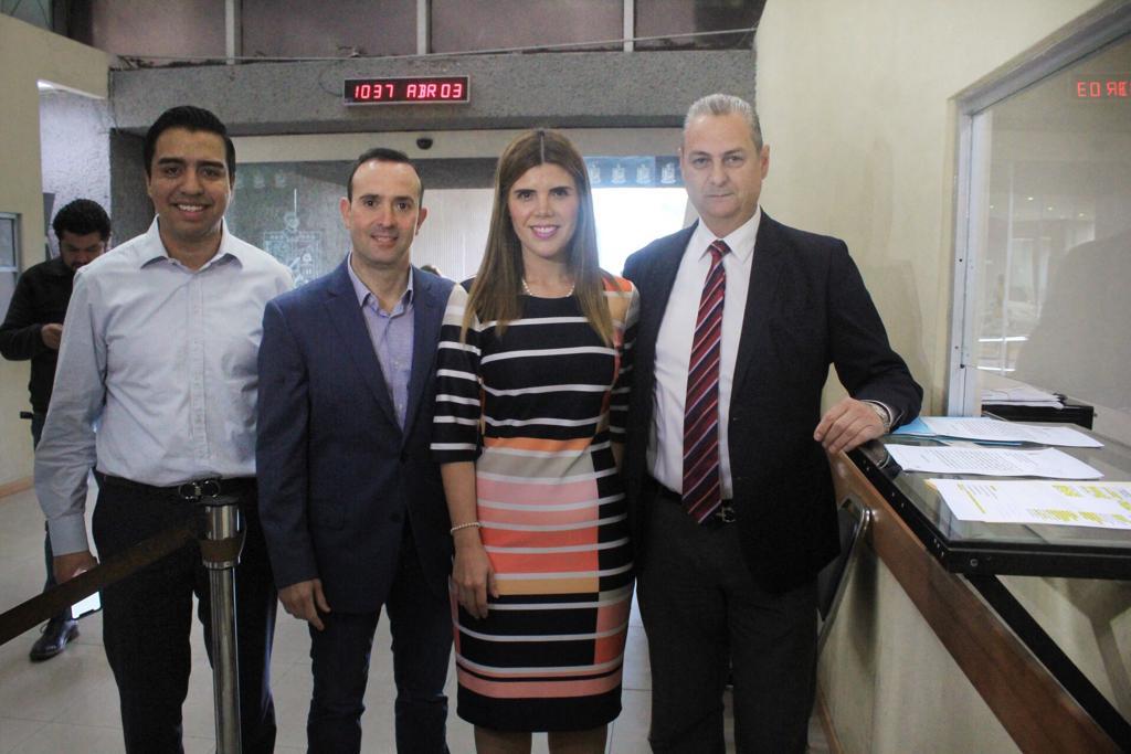 BUSCA PAN EVITAR CIRUJANOS PLÁSTICOS NO CERTIFICADOS