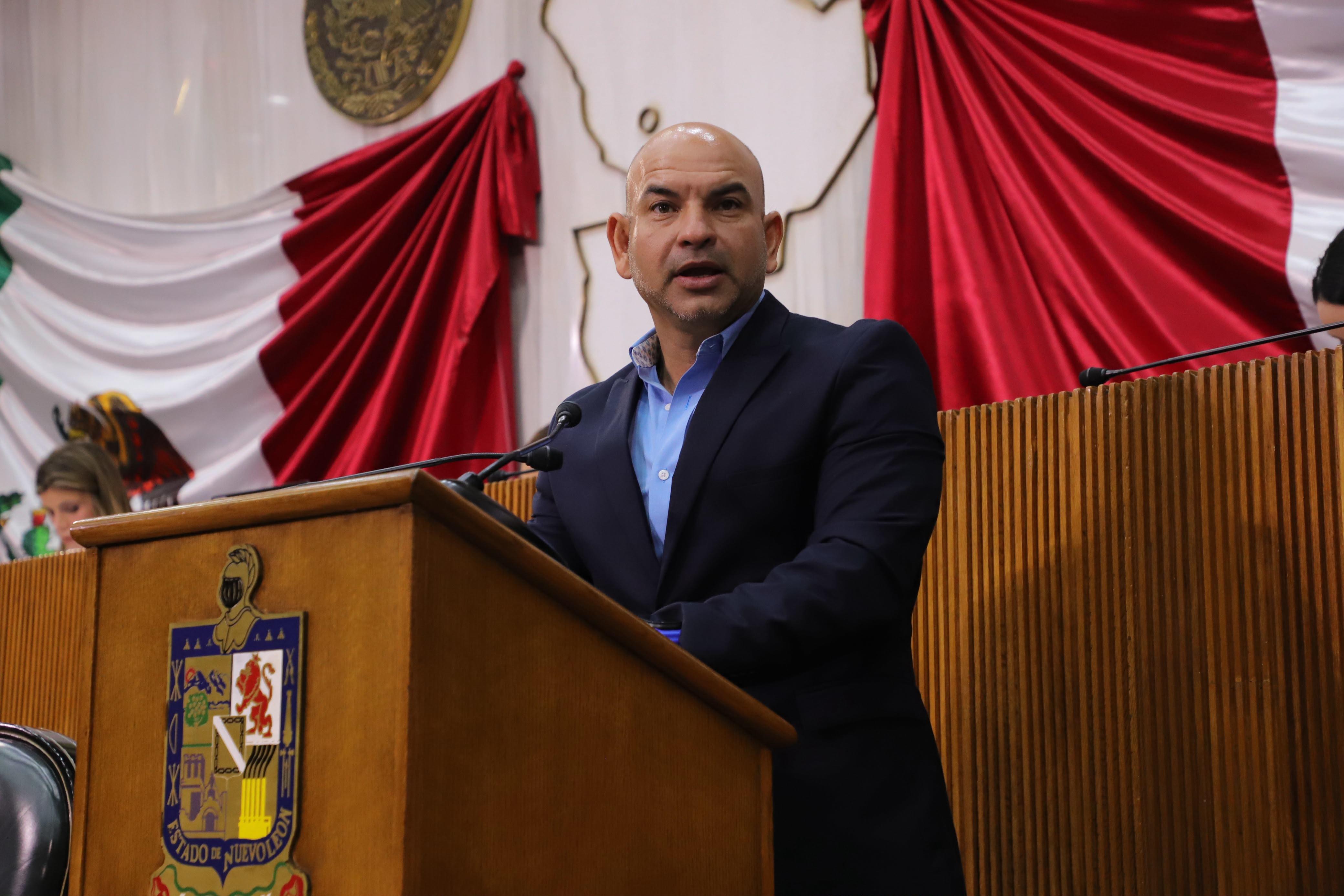 PIDE JOSÉ LUIS SANTOS INVESTIGAR AUMENTO DE TARIFAS DE AYD