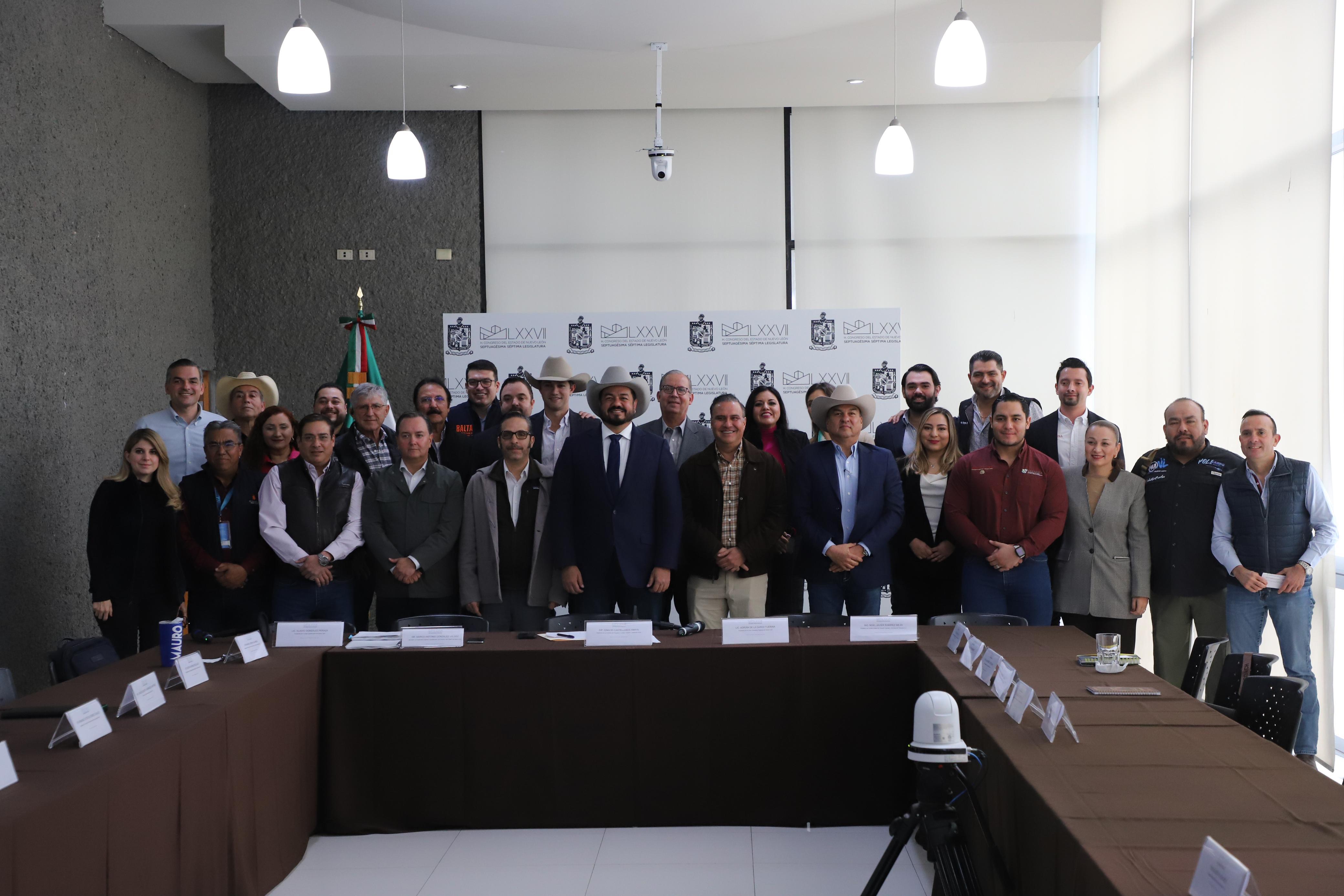 BUSCAN CREAR NUEVA LEY GANADERA