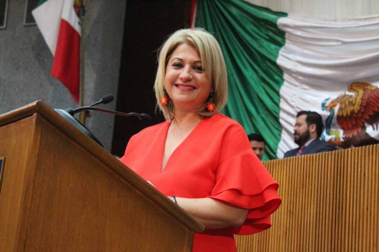 PLANTEA ACCIÓN NACIONAL  PADRÓN DE CIRUJANOS ESTÉTICOS