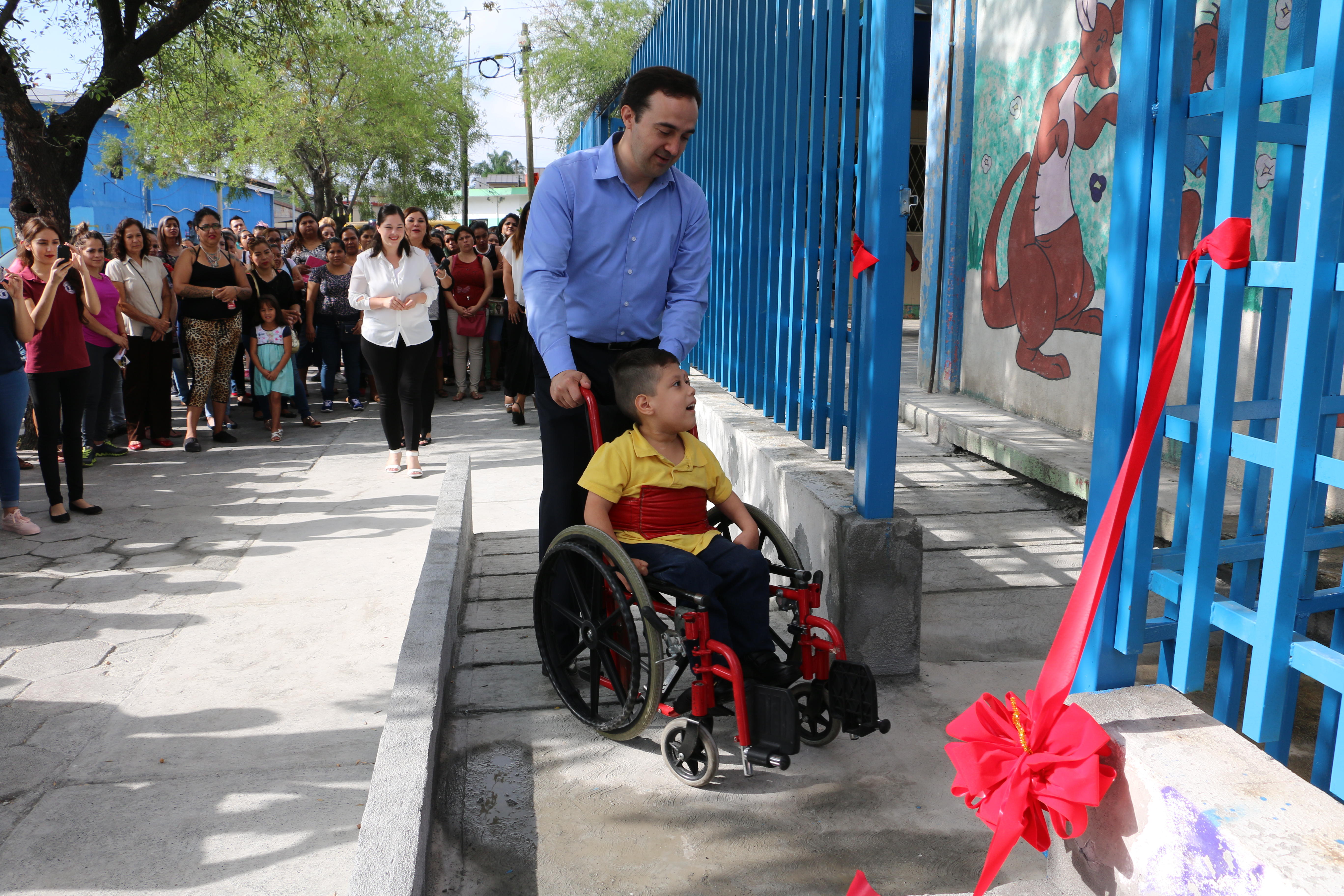 PROMUEVE HERNÁN SALINAS WOLBERG INCLUSIÓN Y ACCESIBILIDAD UNIVERSAL PARA ALUMNOS CON DISCAPACIDAD