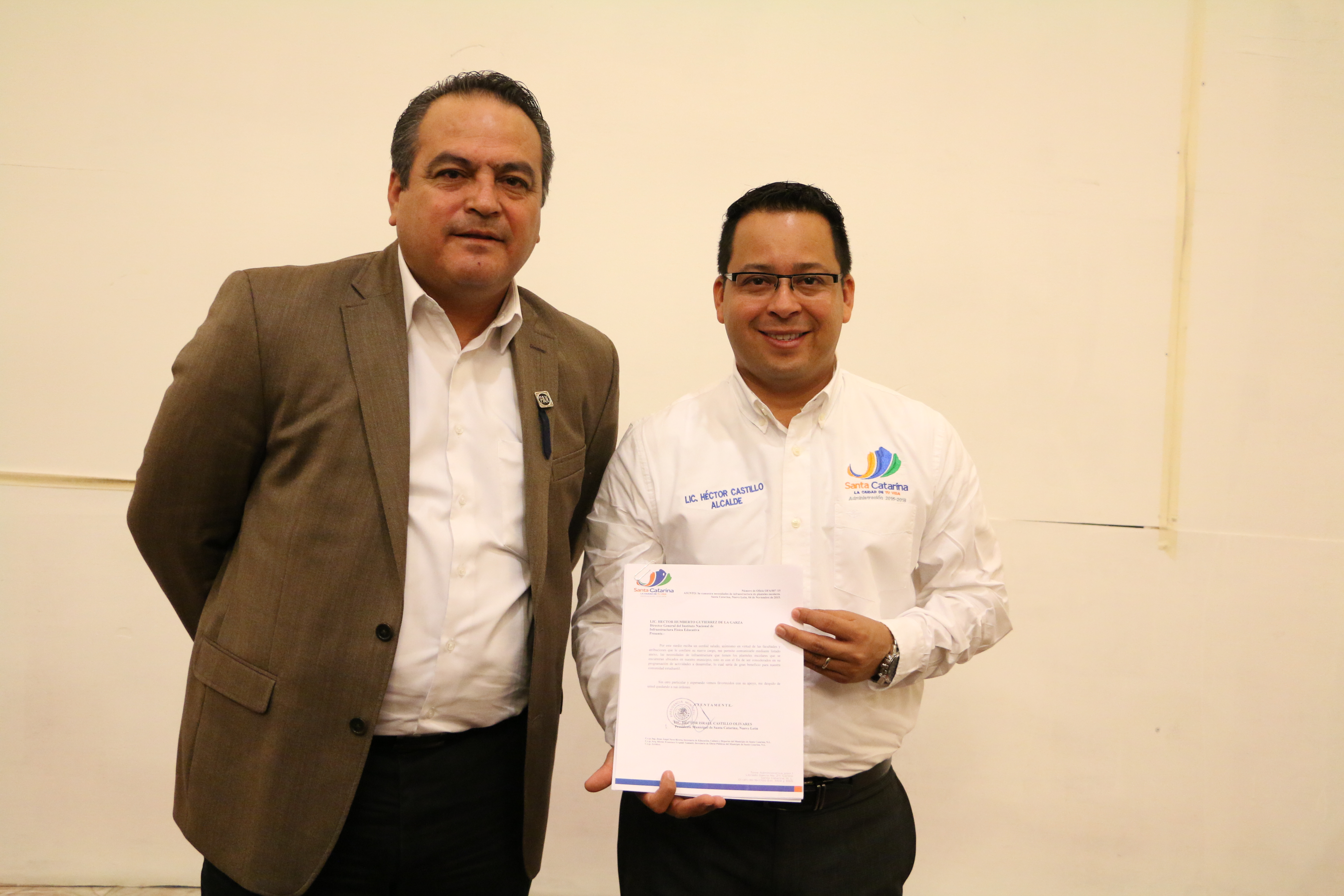 BUSCAN BENEFICIOS PARA CIUDADANOS DE SANTA CATARINA