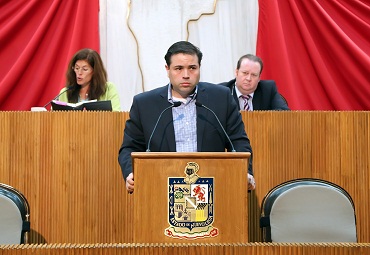 Gobernador está infringiendo la ley al no publicar dictamen de transporte.- aseguró Adrián González