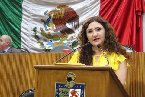 PLANTEA PAN AMPLIAR DELITOS CONTRA NOTARIOS