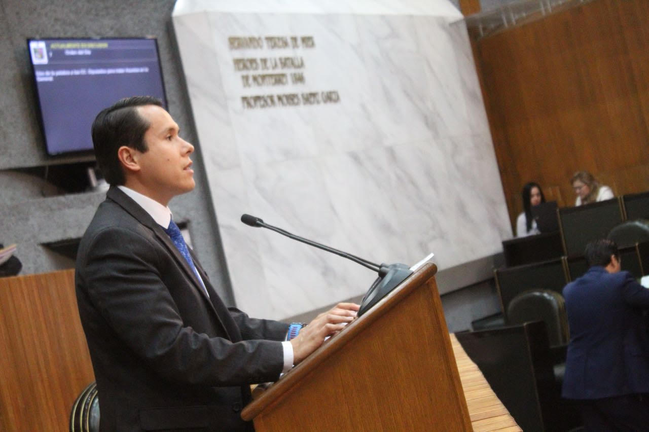 PIDE PAN DUPLICAR  PENAS POR ATENTADOS AL PUDOR EN TRANSPORTE