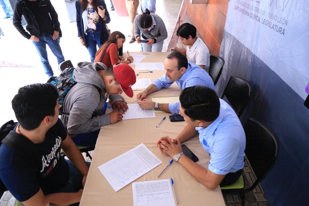 SE UNEN ESTUDIANTES AL AMPARO CONTRA AUMENTO A LAS TARIFAS DEL TRANSPORTE