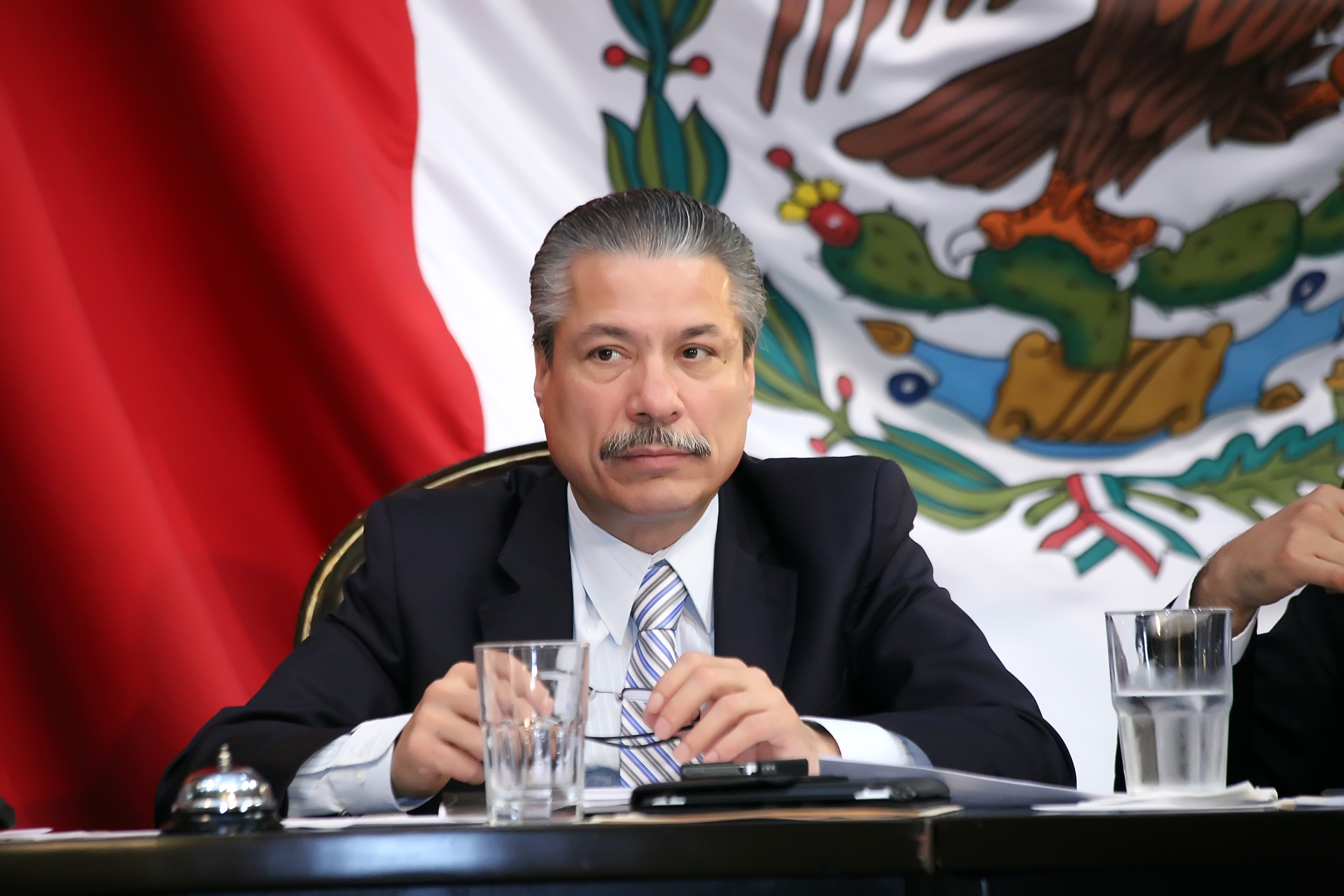 Exige Acción Nacional retiro de unidades de transporte deficientes; Congreso lo aprueba