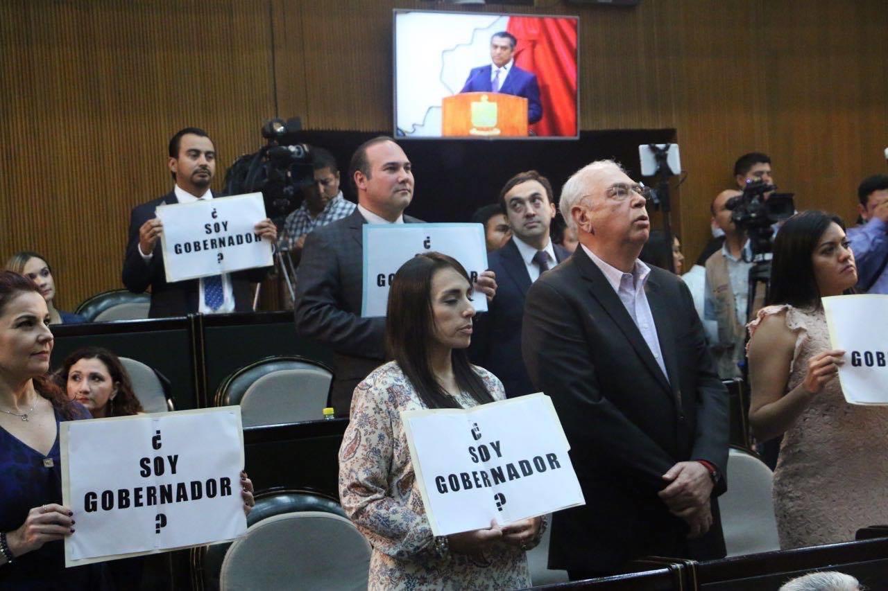 MAYORITEO DETERMINA SESIÓN ILEGAL.- ACCIÓN NACIONAL