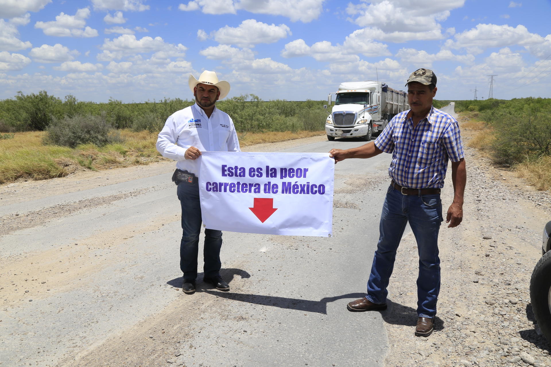 DECLARAN CARRETERA ANÁHUAC-LAREDO  LA PEOR DEL NORTE DE  MÉXICO