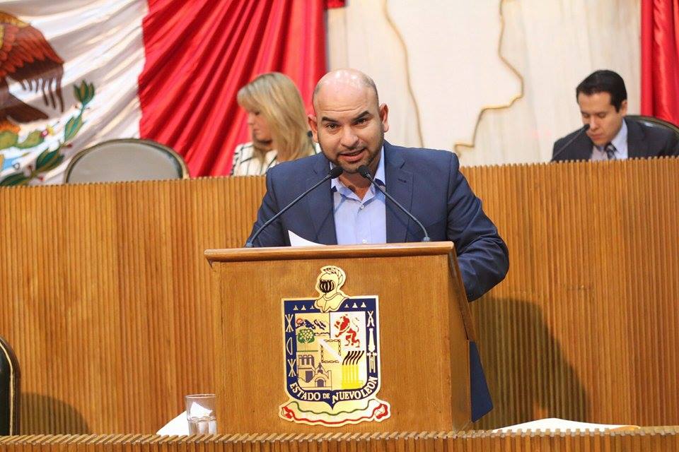 Pide PAN que Gobierno realice consulta sobre verificación vehicular, replaqueo y refrendo