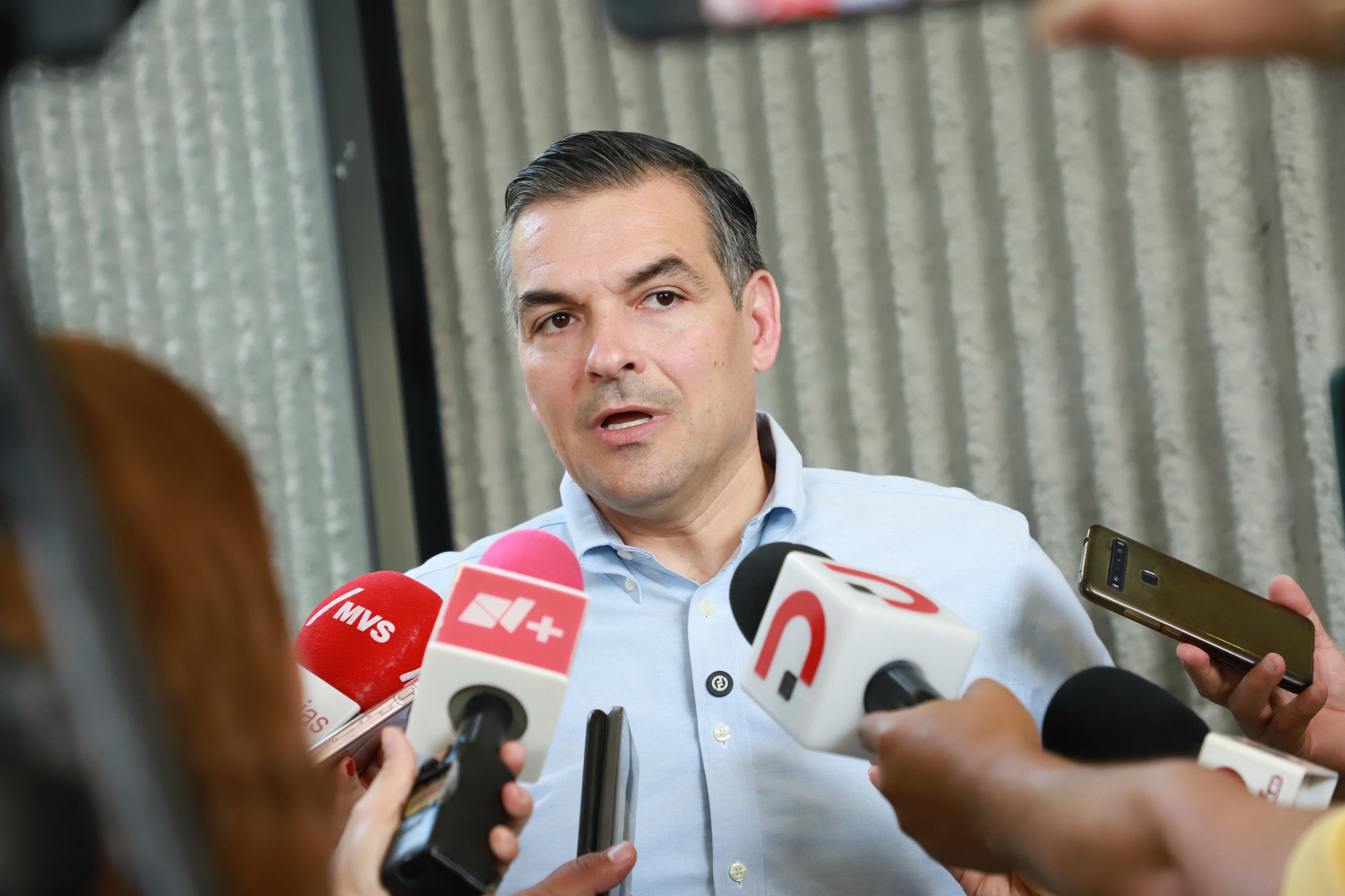 COMISIÓN AMBIENTAL DEBESER PLURAL. - MAURO GUERRA VILLARREAL.