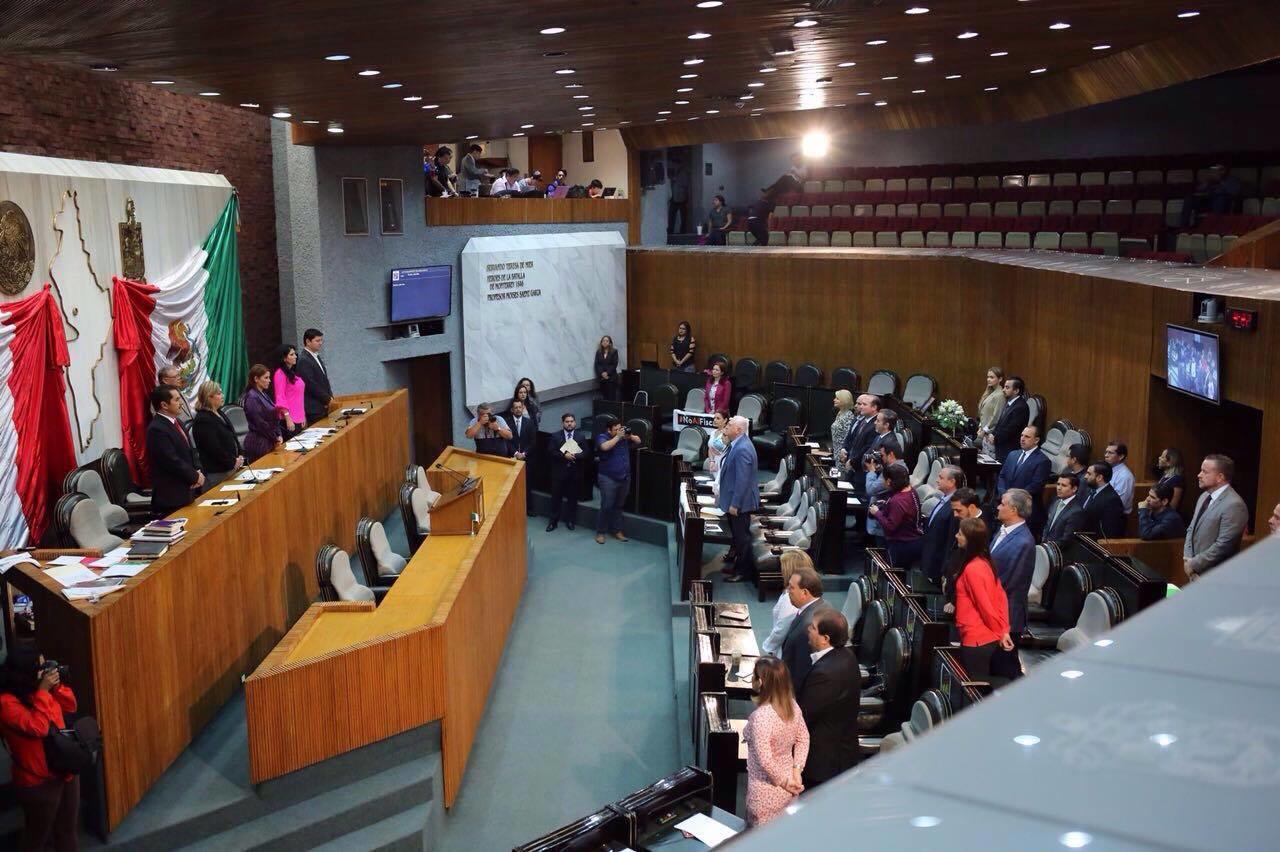 RECUERDAN A SERGIO PÉREZ  EN CONGRESO LOCAL