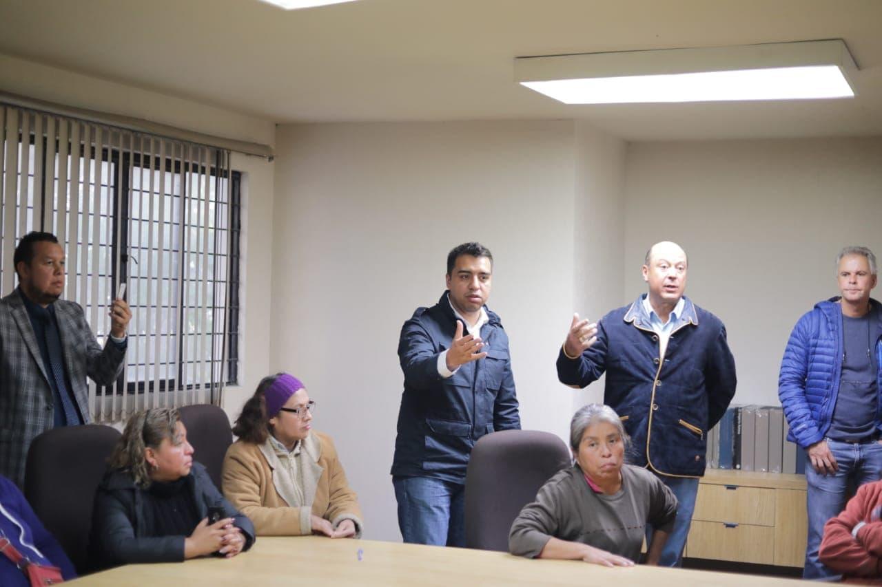 APOYA DIPUTADO JESÚS NAVA A USUARIOS DEL TRANSPORTE