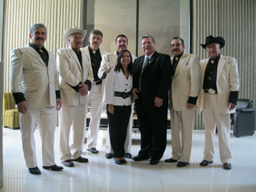 RECONOCEN EN CONGRESO A LOS MONTAÑESES DEL ÁLAMO