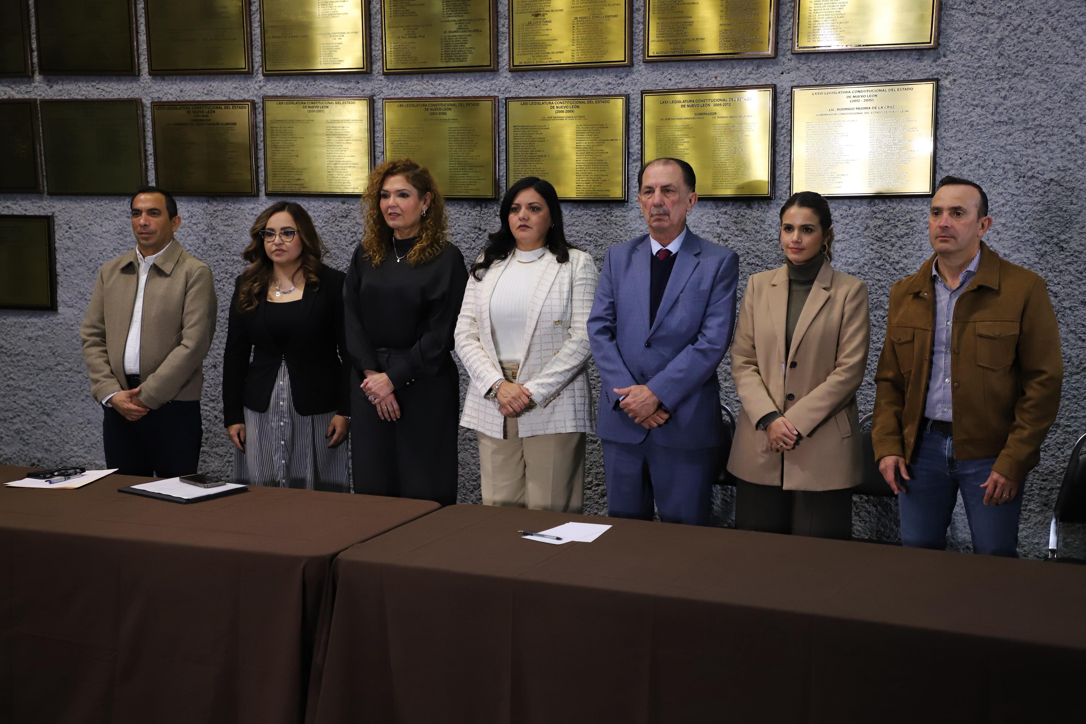 EXIGEN PODERES Y ORGANISMOS AUTÓNOMOS TRANSFERENCIA DE RECURSO