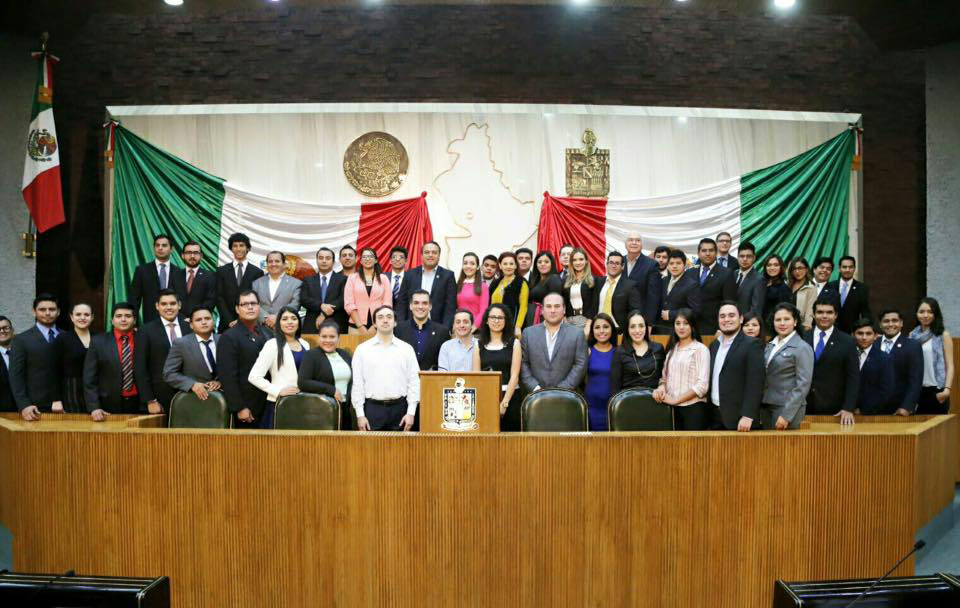 DIPUTADOS DEL PAN PARTICIPAN EN SEGUNDO SIMULADOR LEGISLATIVO