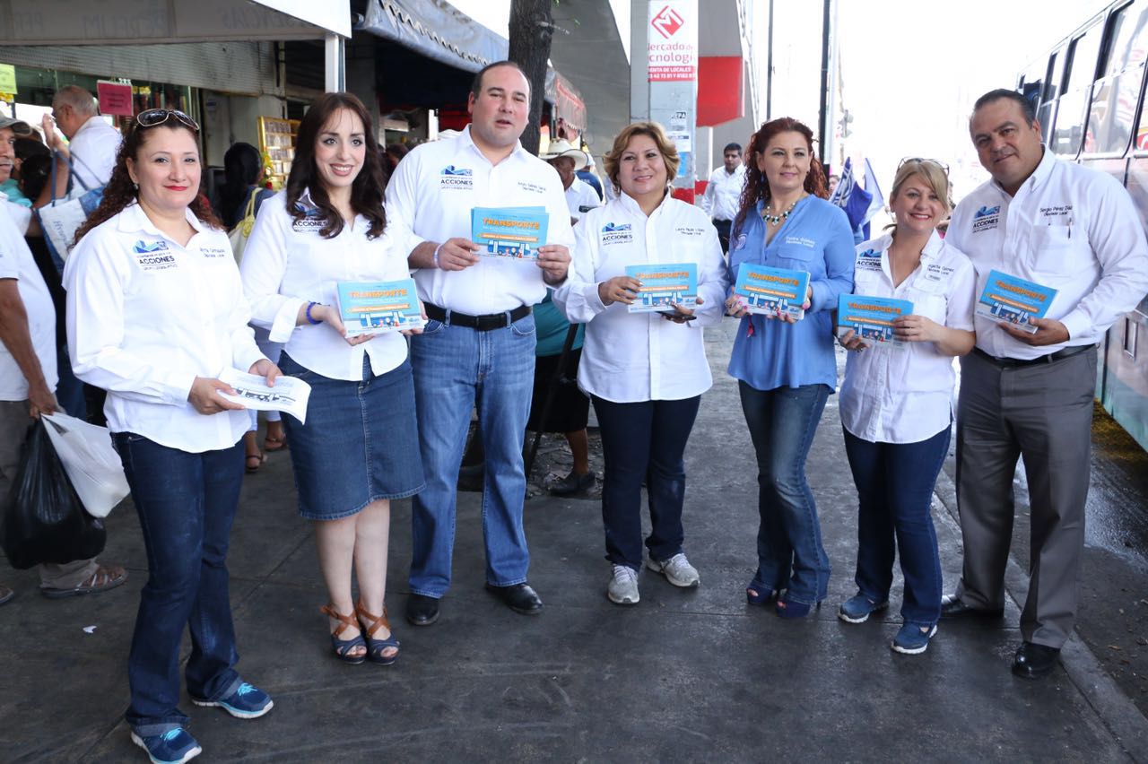 Va Acción Nacional por transporte gratis para estudiantes, adultos mayores y discapacitados