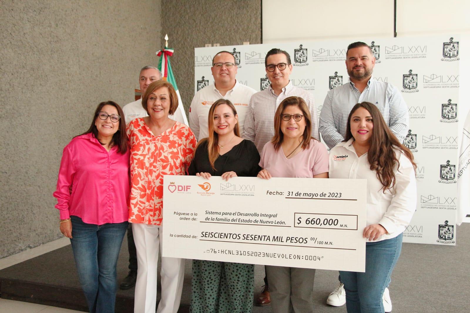 Bancada de MC cumple e invita al resto de los diputados a donar al DIF NL